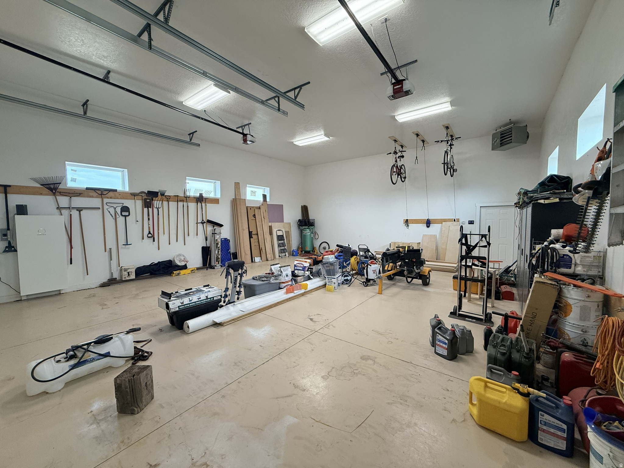 main property photo 60