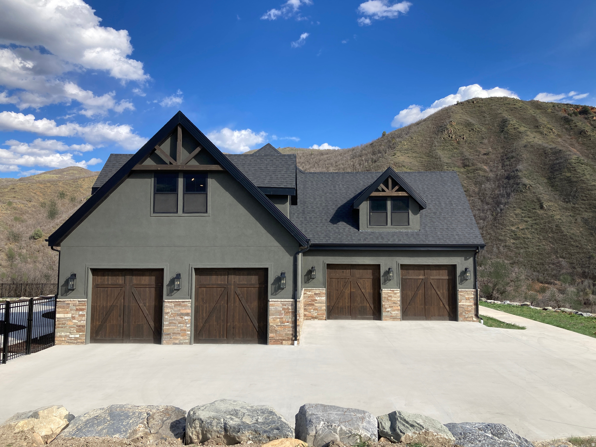main property photo 61
