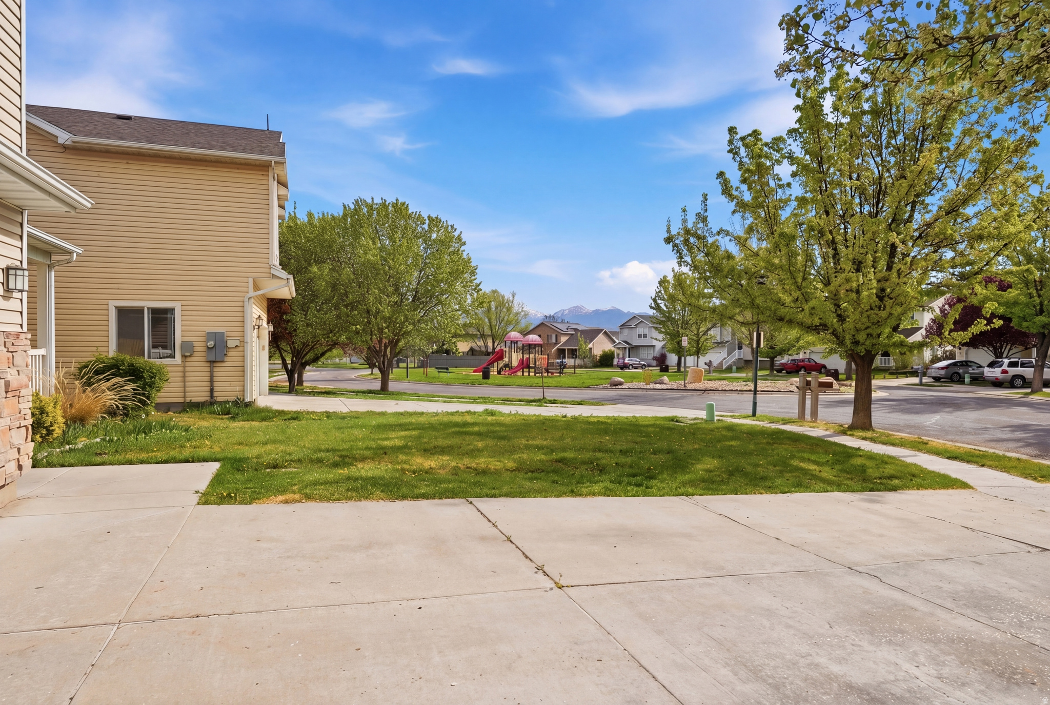 main property photo 51