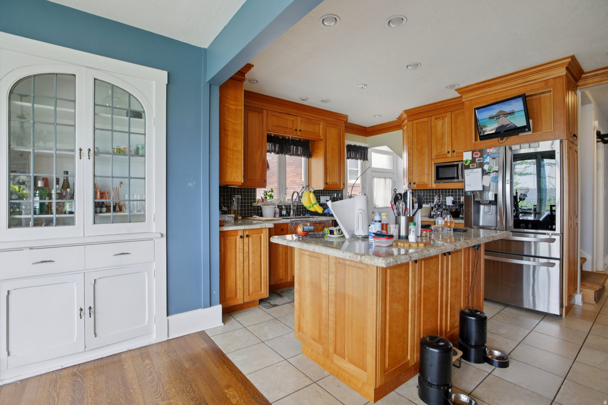 main property photo 12