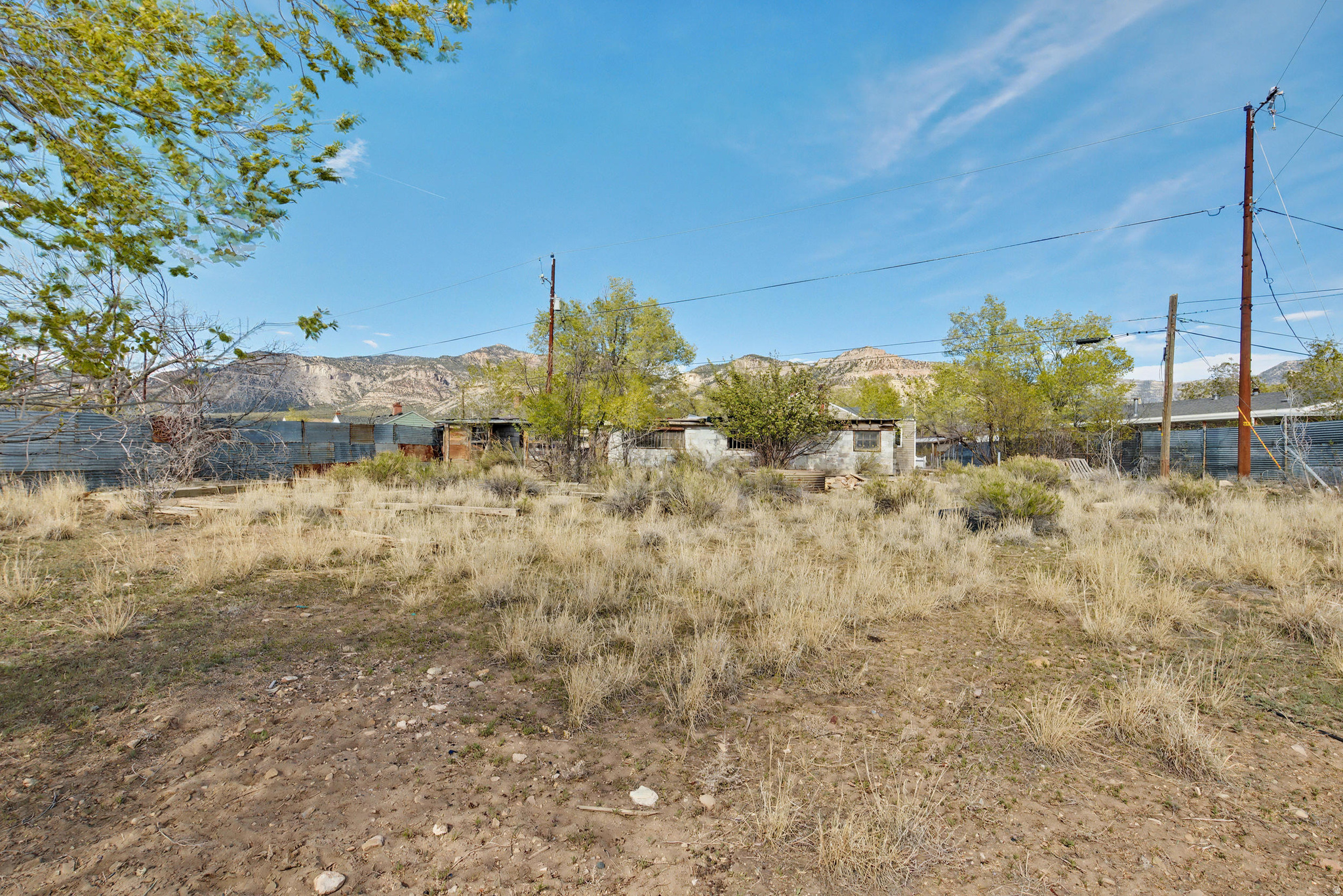 main property photo 11