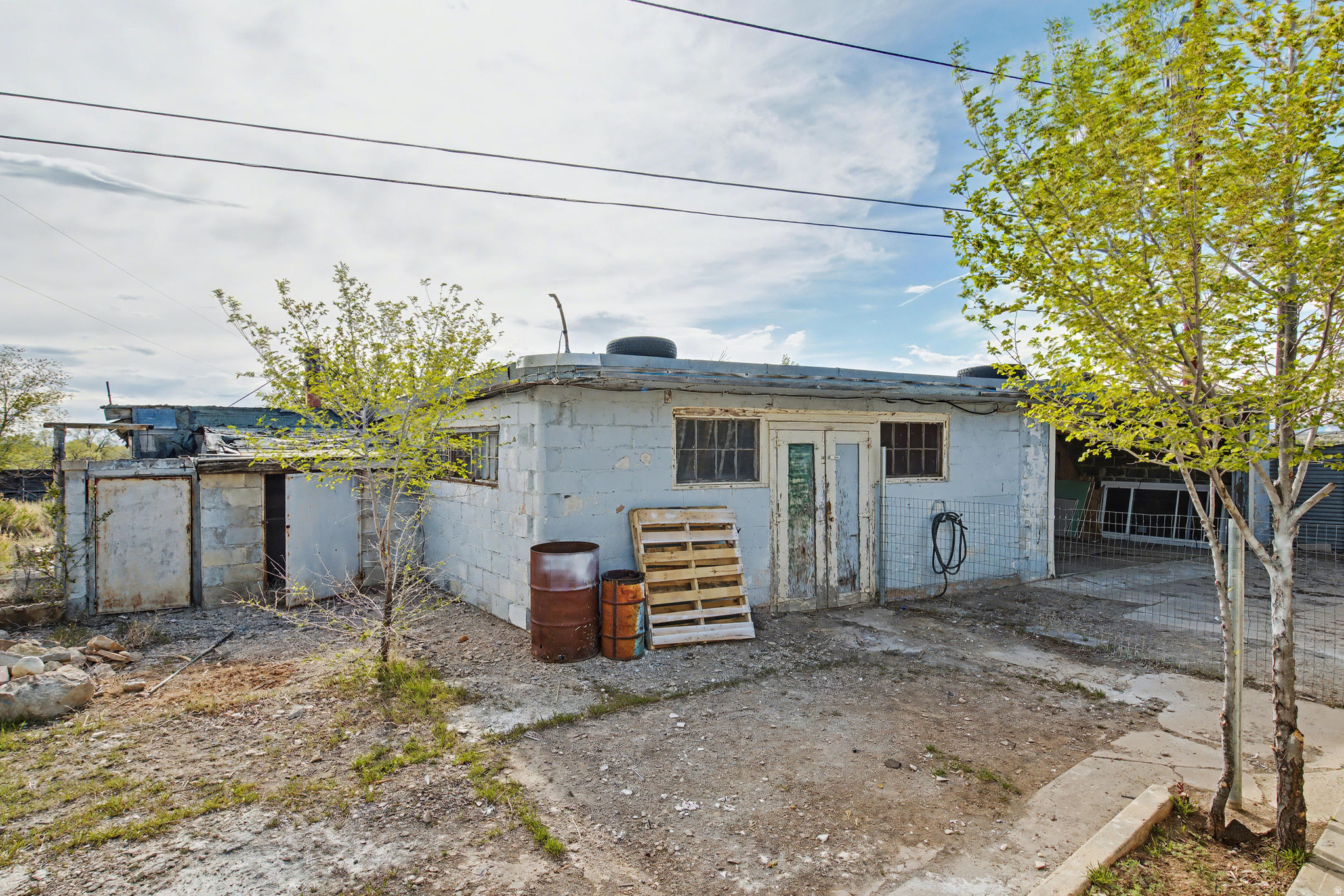 main property photo 13