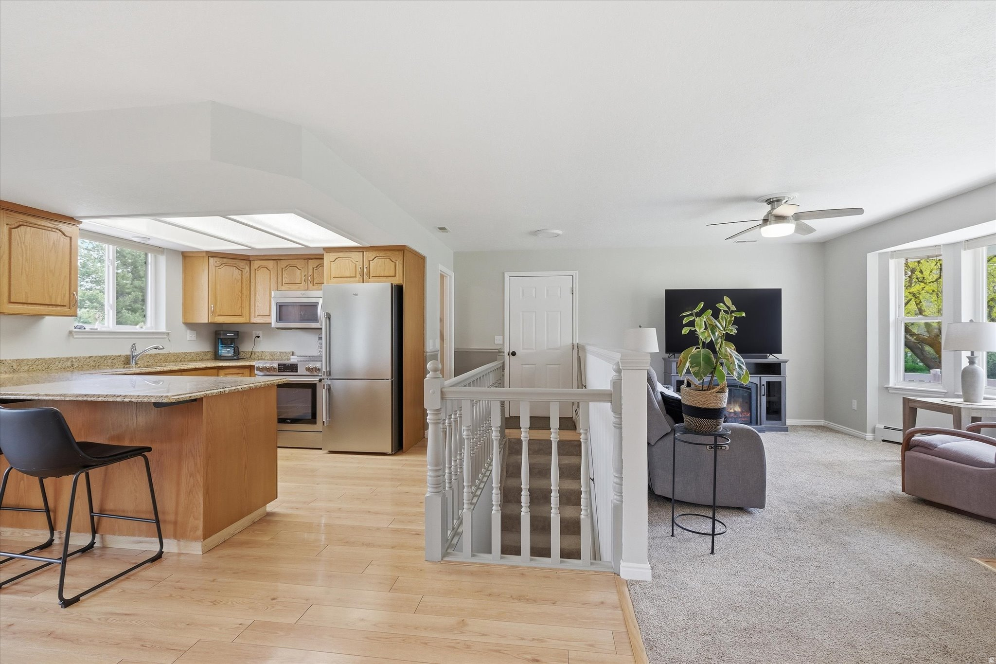 main property photo 12
