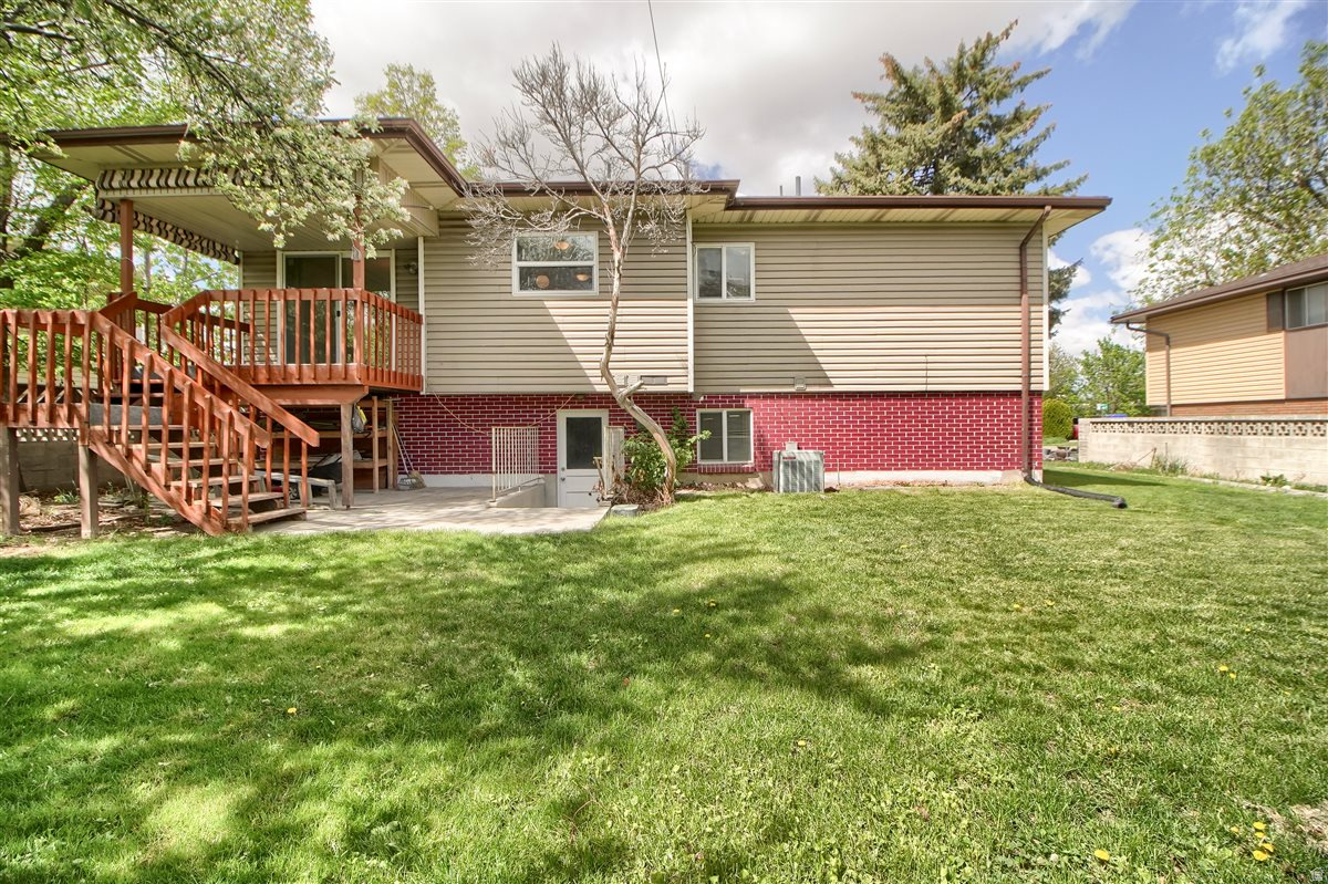 main property photo 32