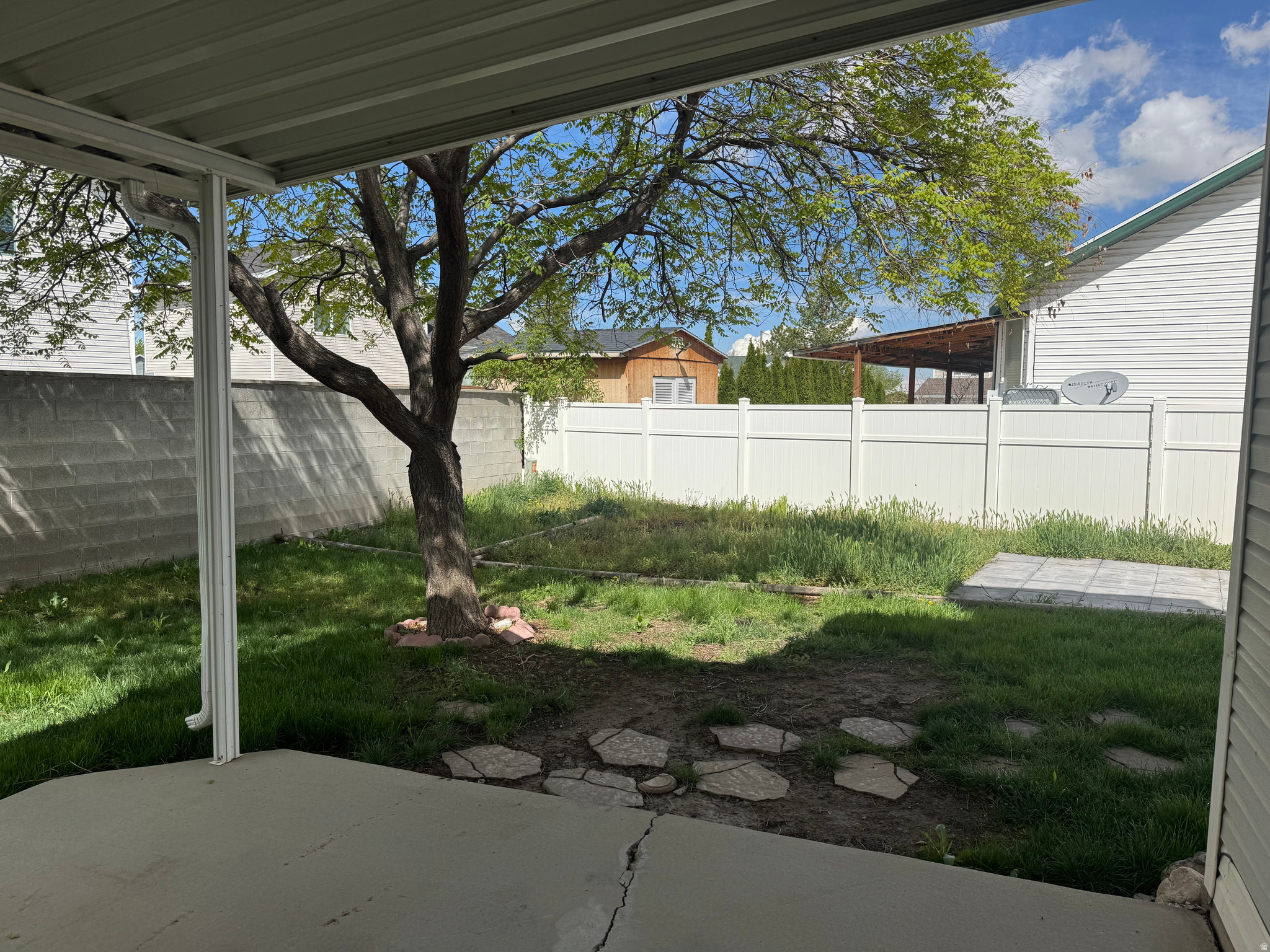 main property photo 16