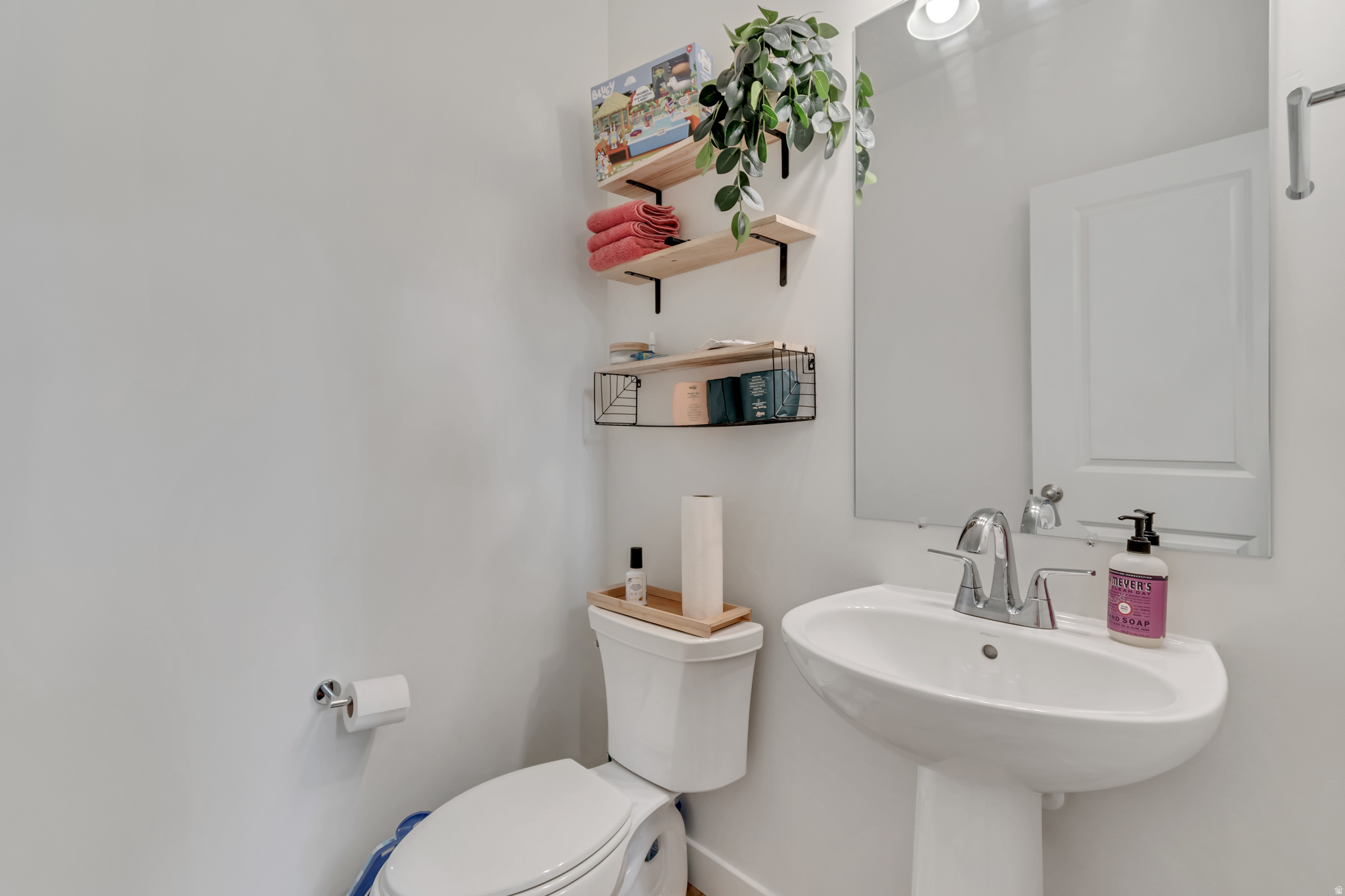 main property photo 9