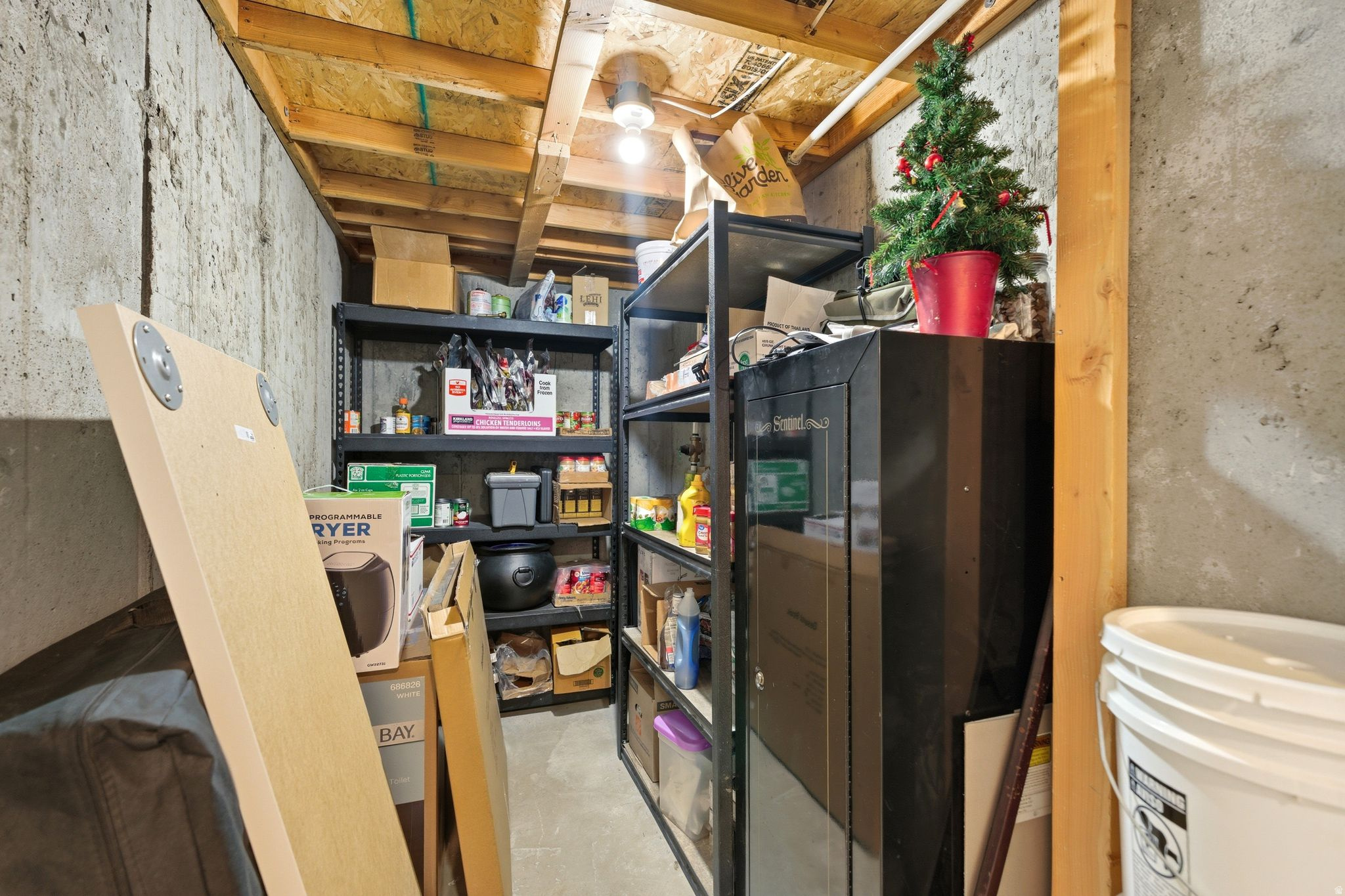 main property photo 38