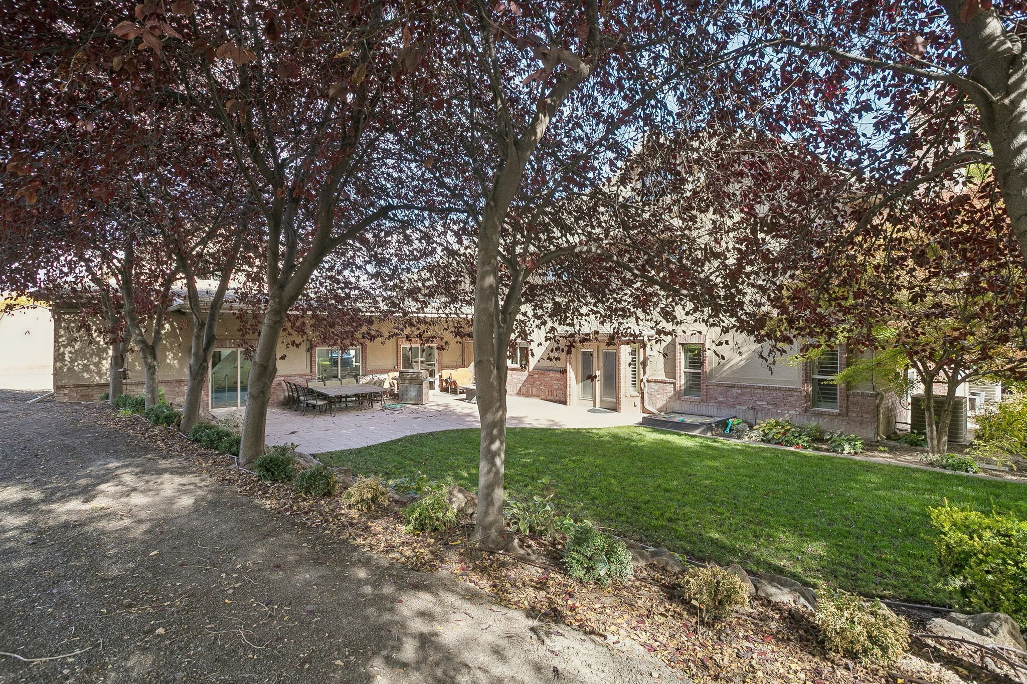 main property photo 31