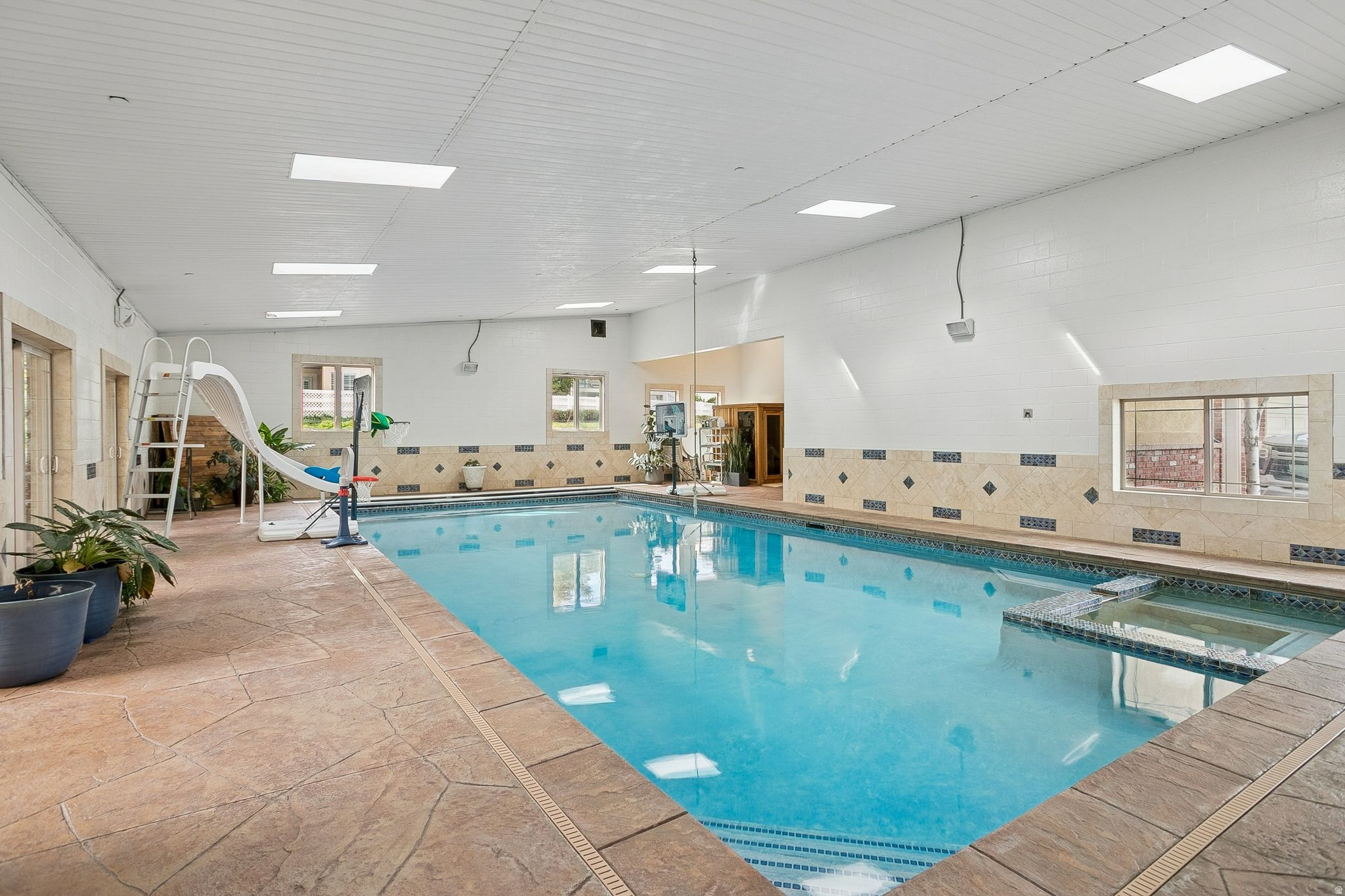 main property photo 66
