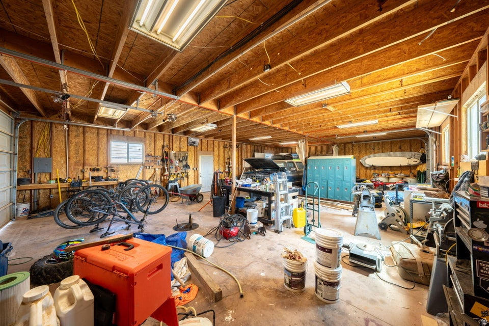 main property photo 60