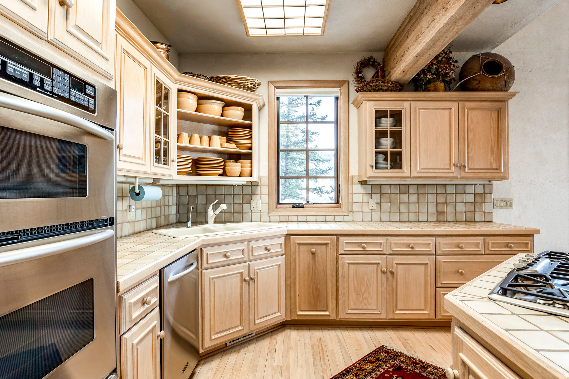 main property photo 14