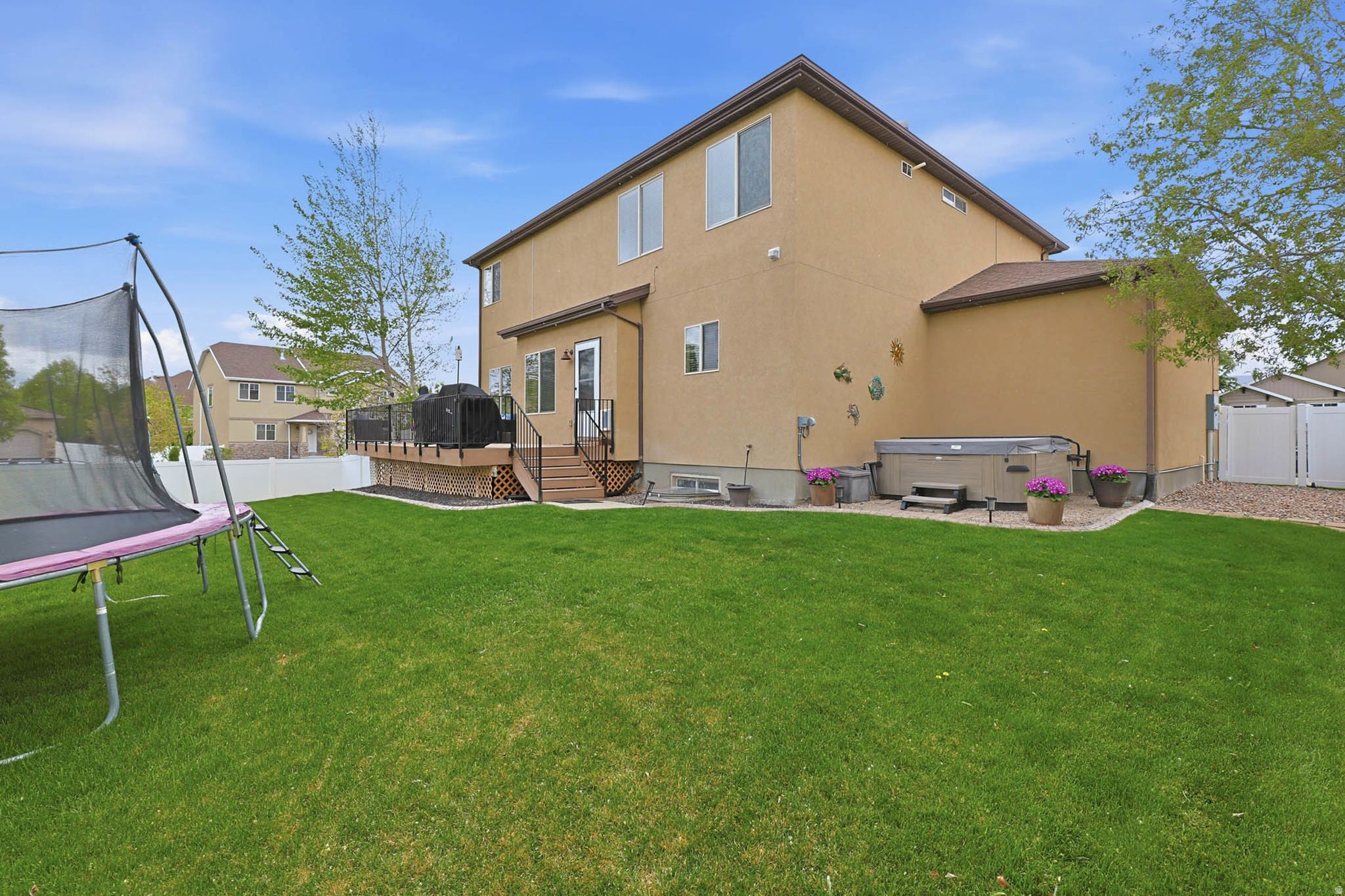 main property photo 45