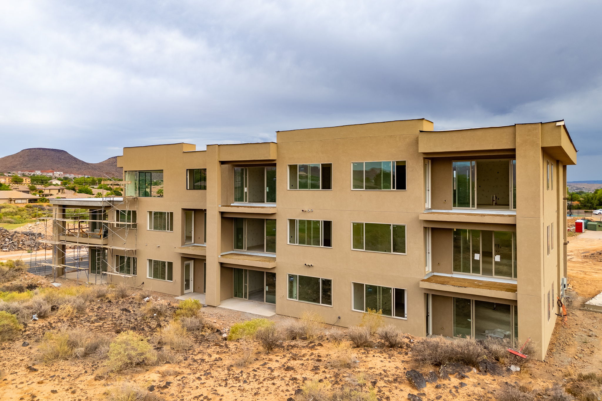 main property photo 12