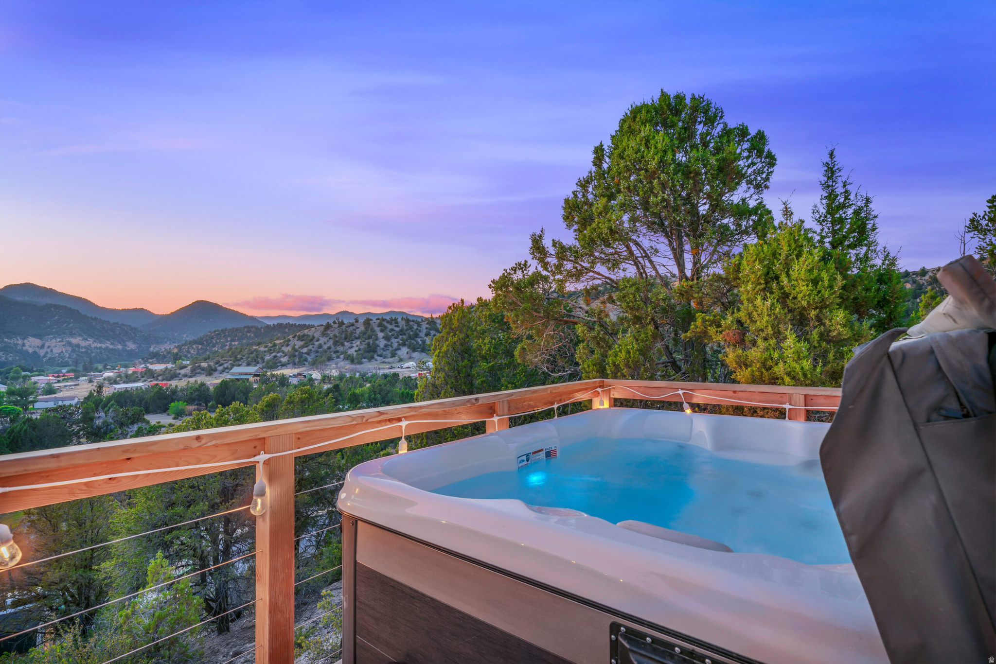 main property photo 0