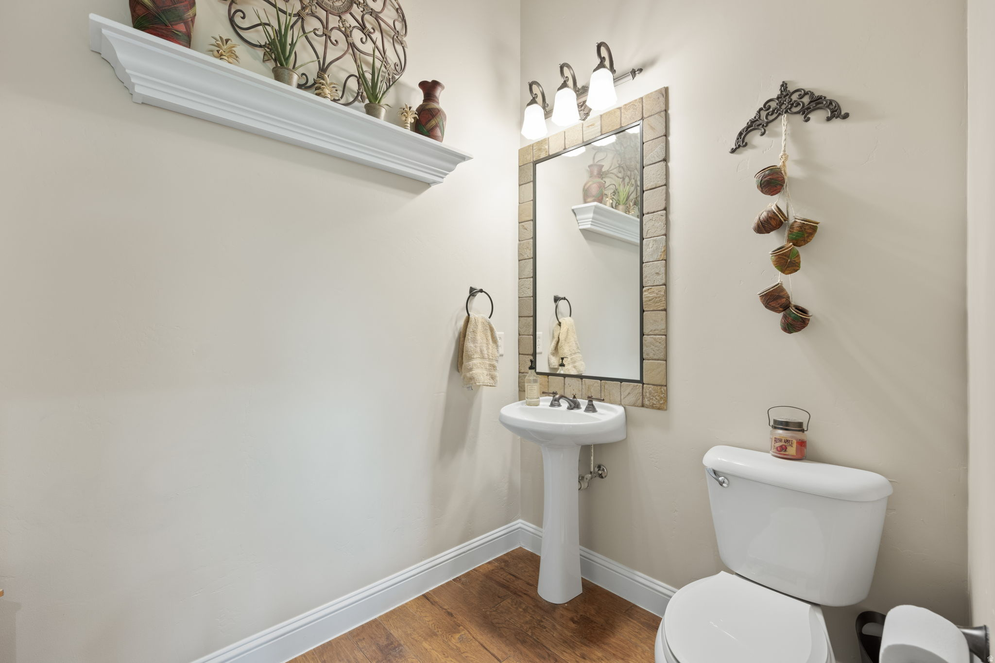main property photo 25