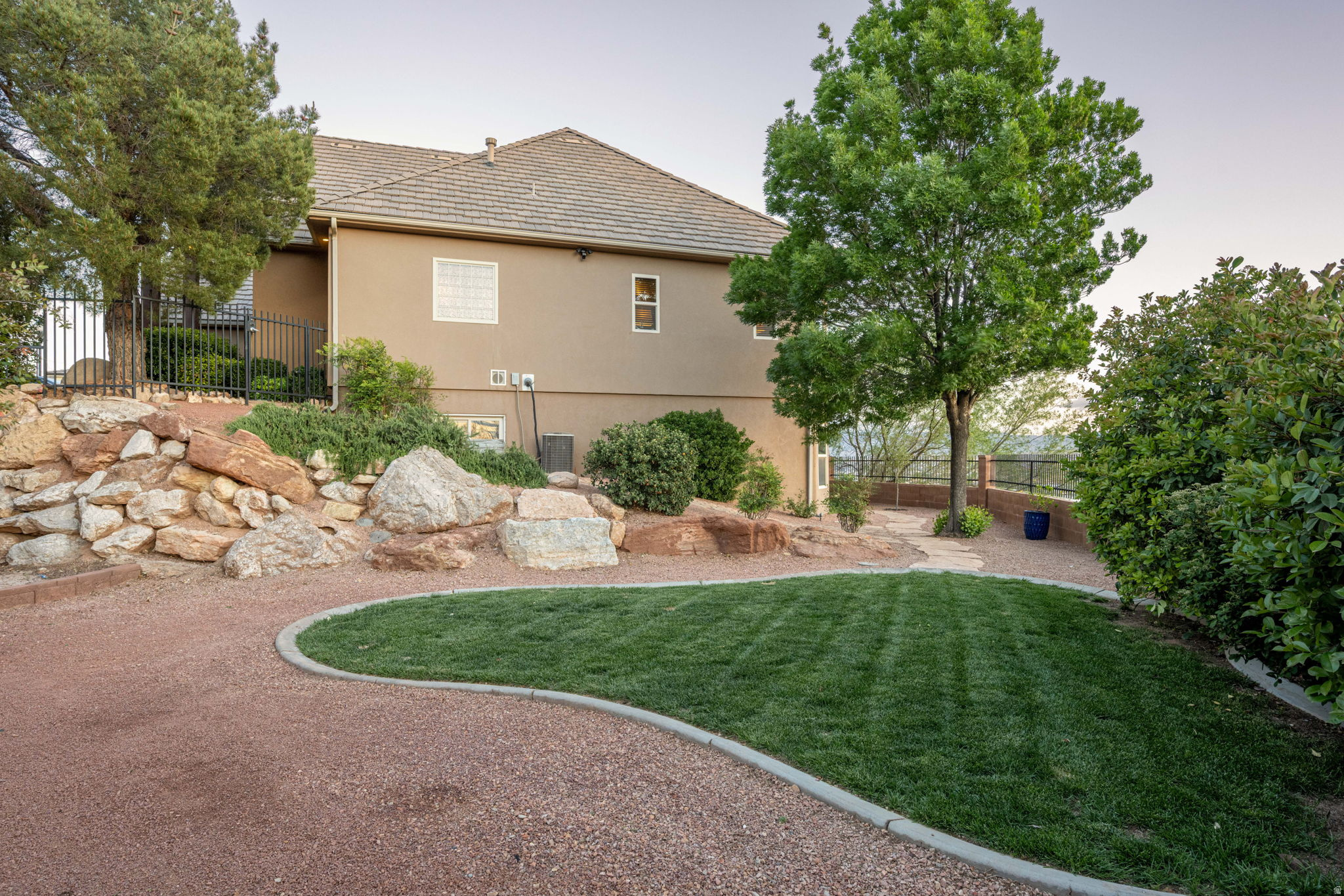 main property photo 44