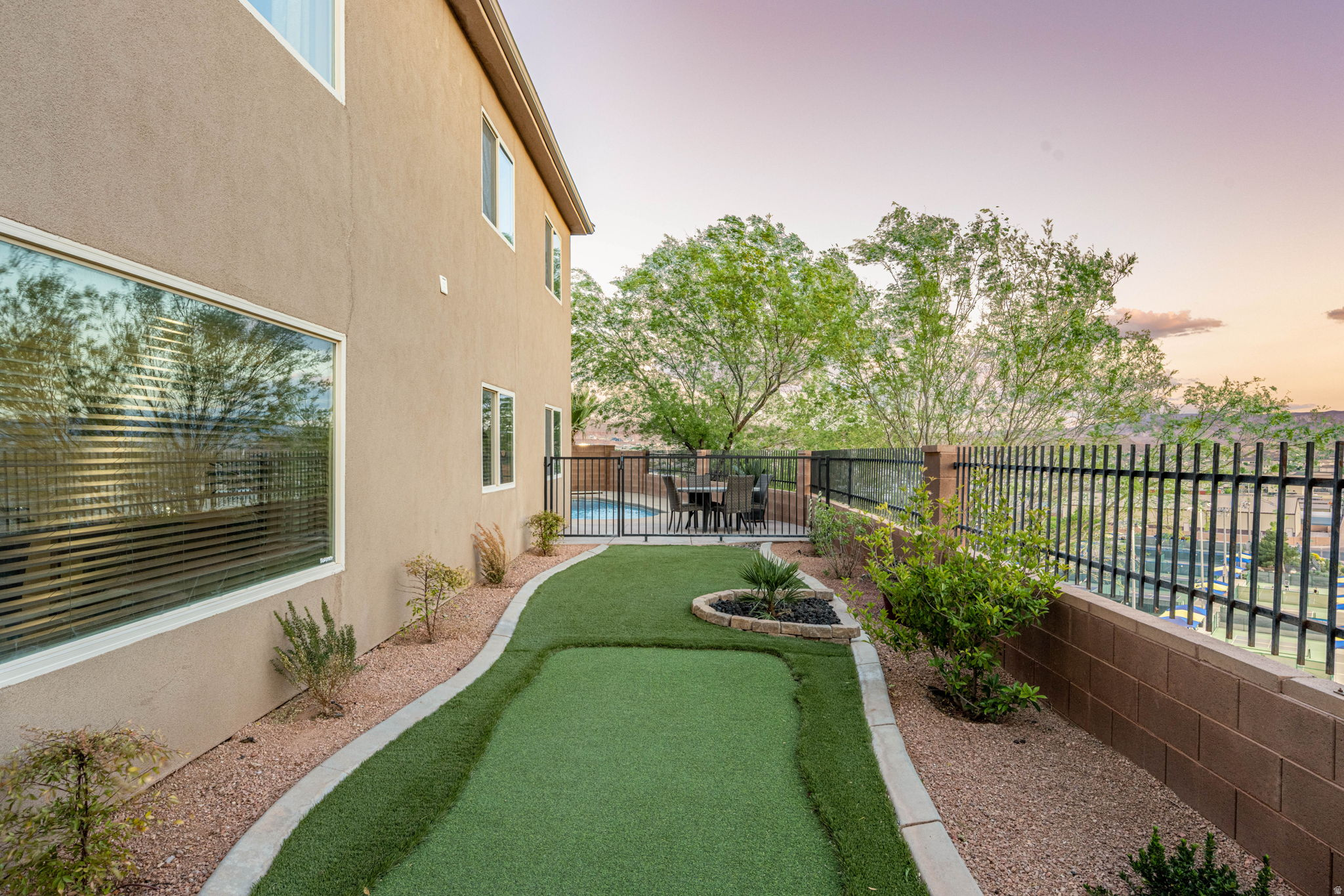 main property photo 46