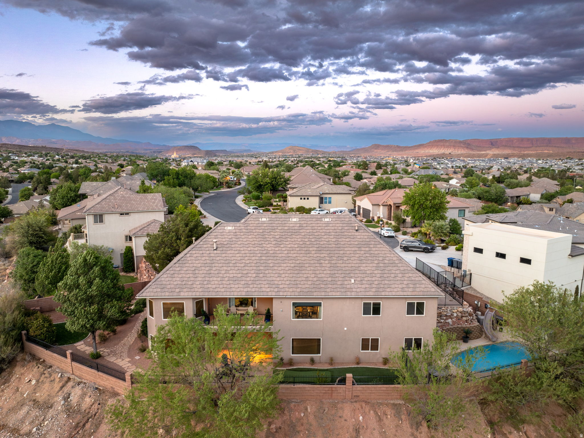 main property photo 59