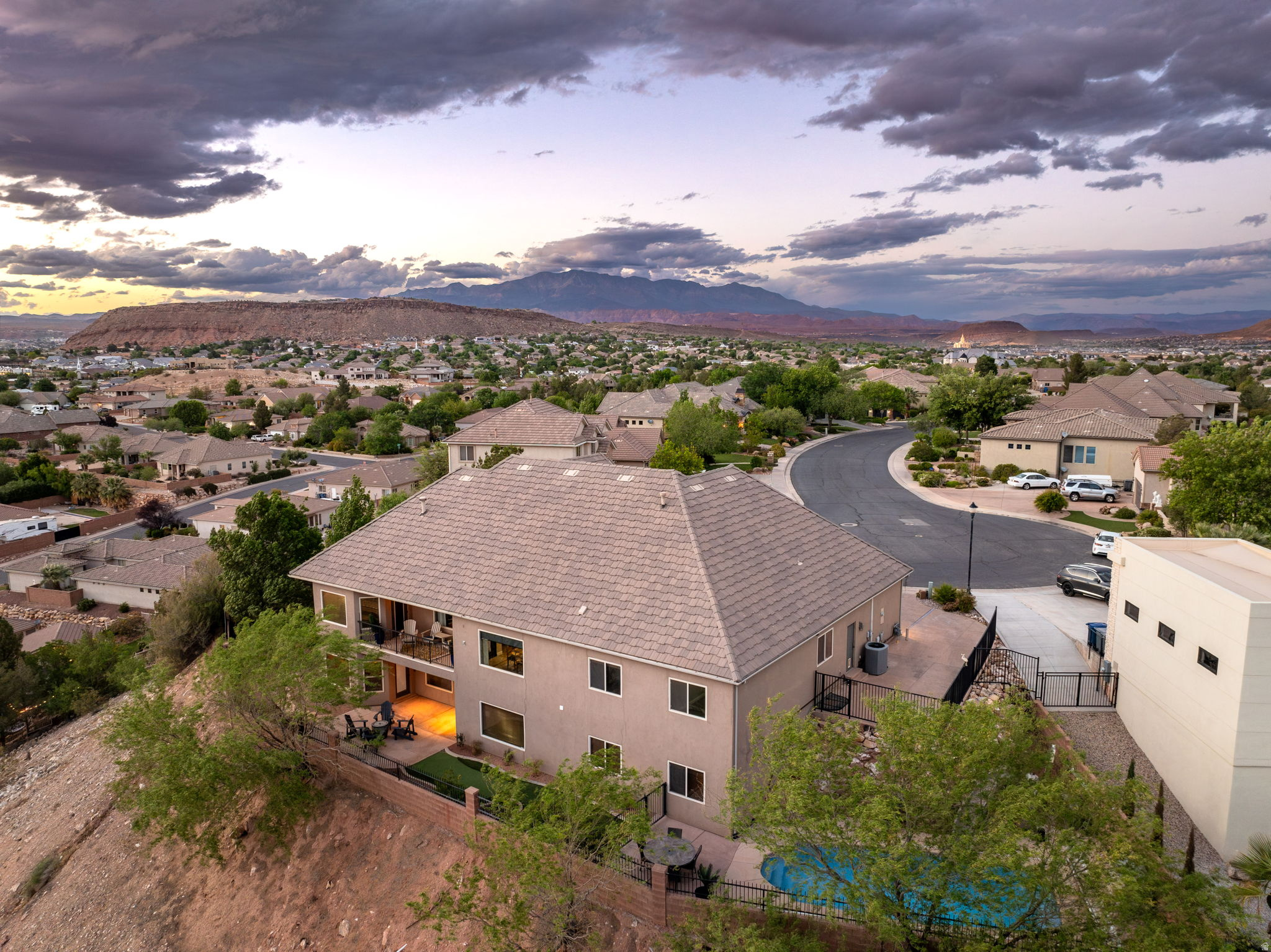 main property photo 60