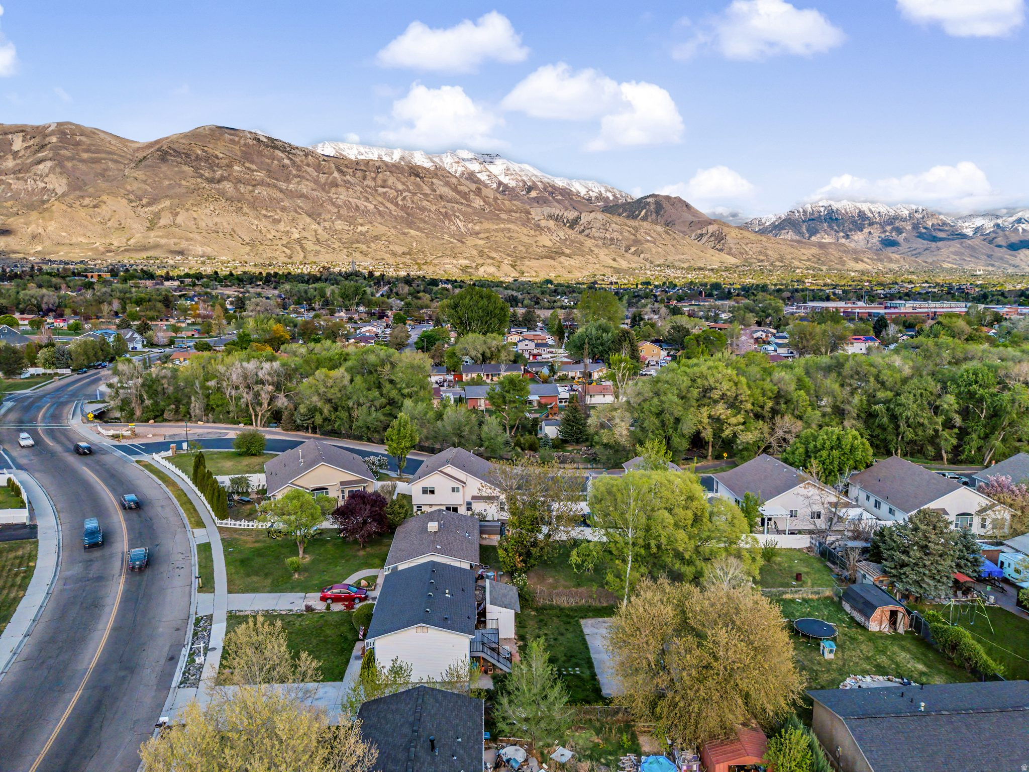 main property photo 23