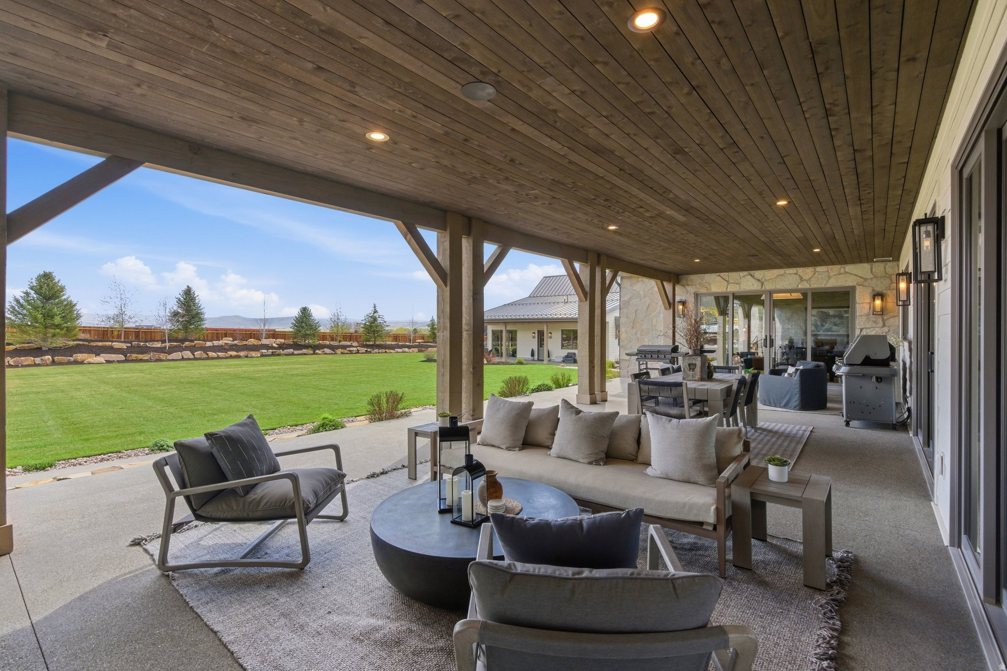 main property photo 61