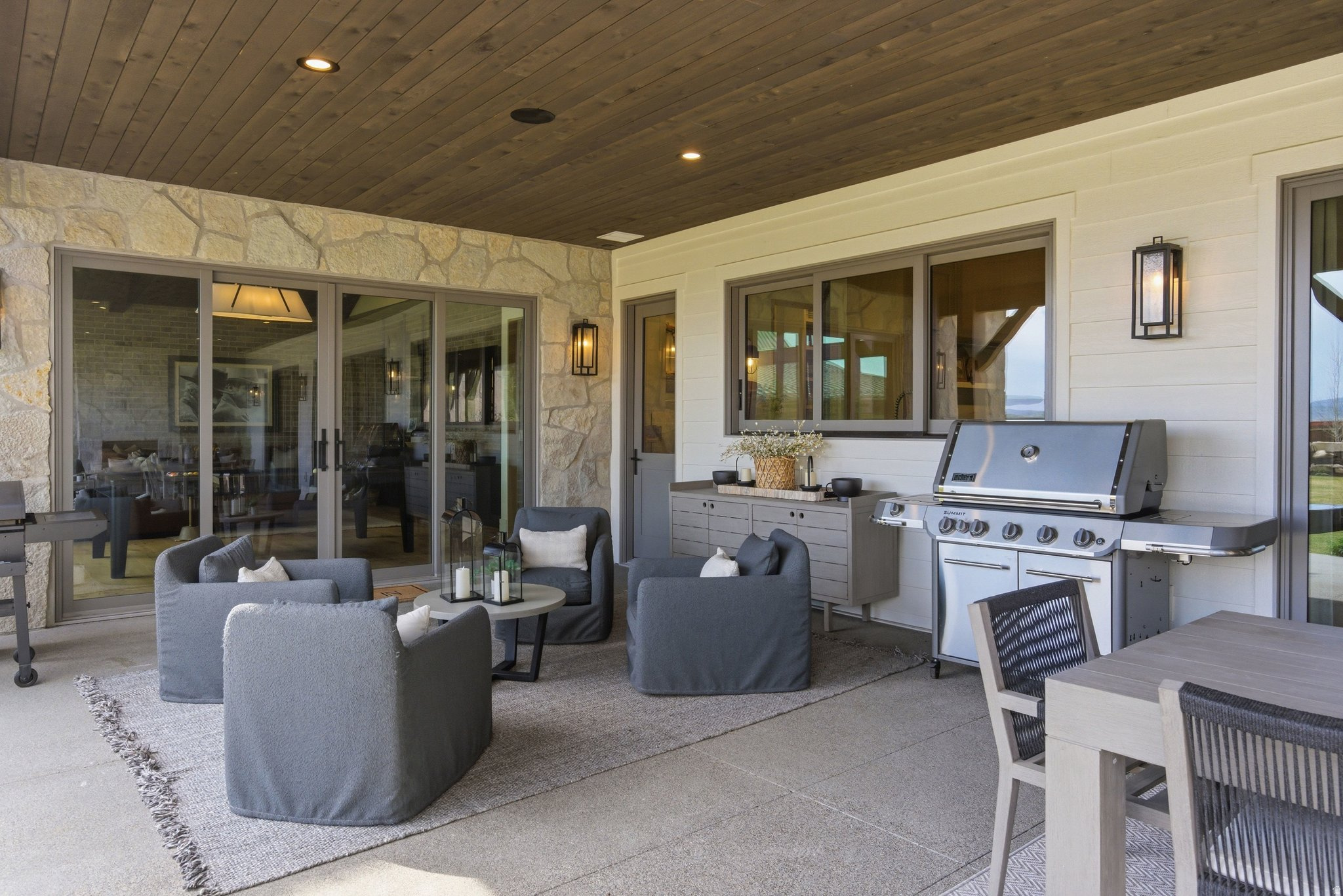 main property photo 64