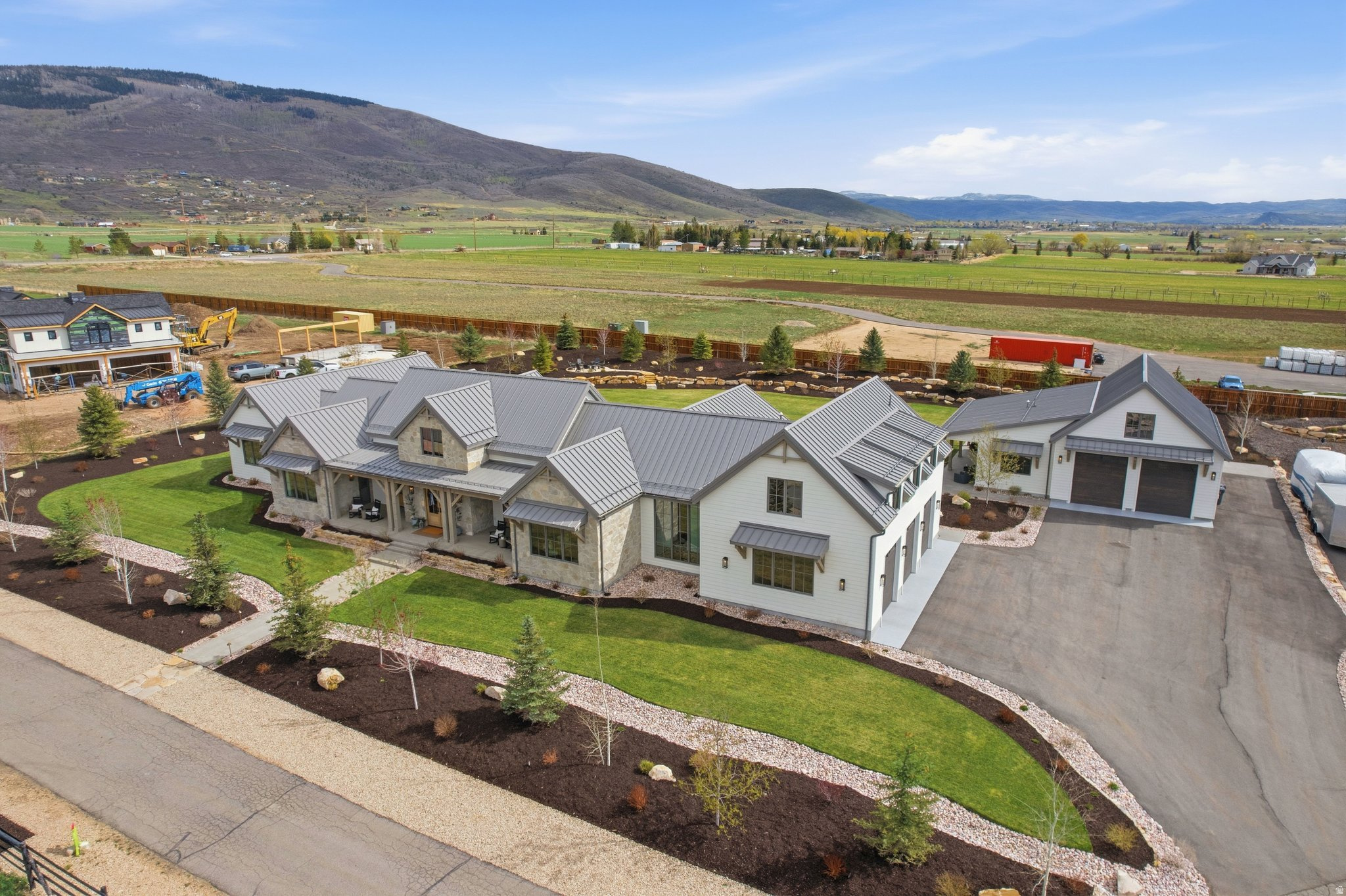 main property photo 76