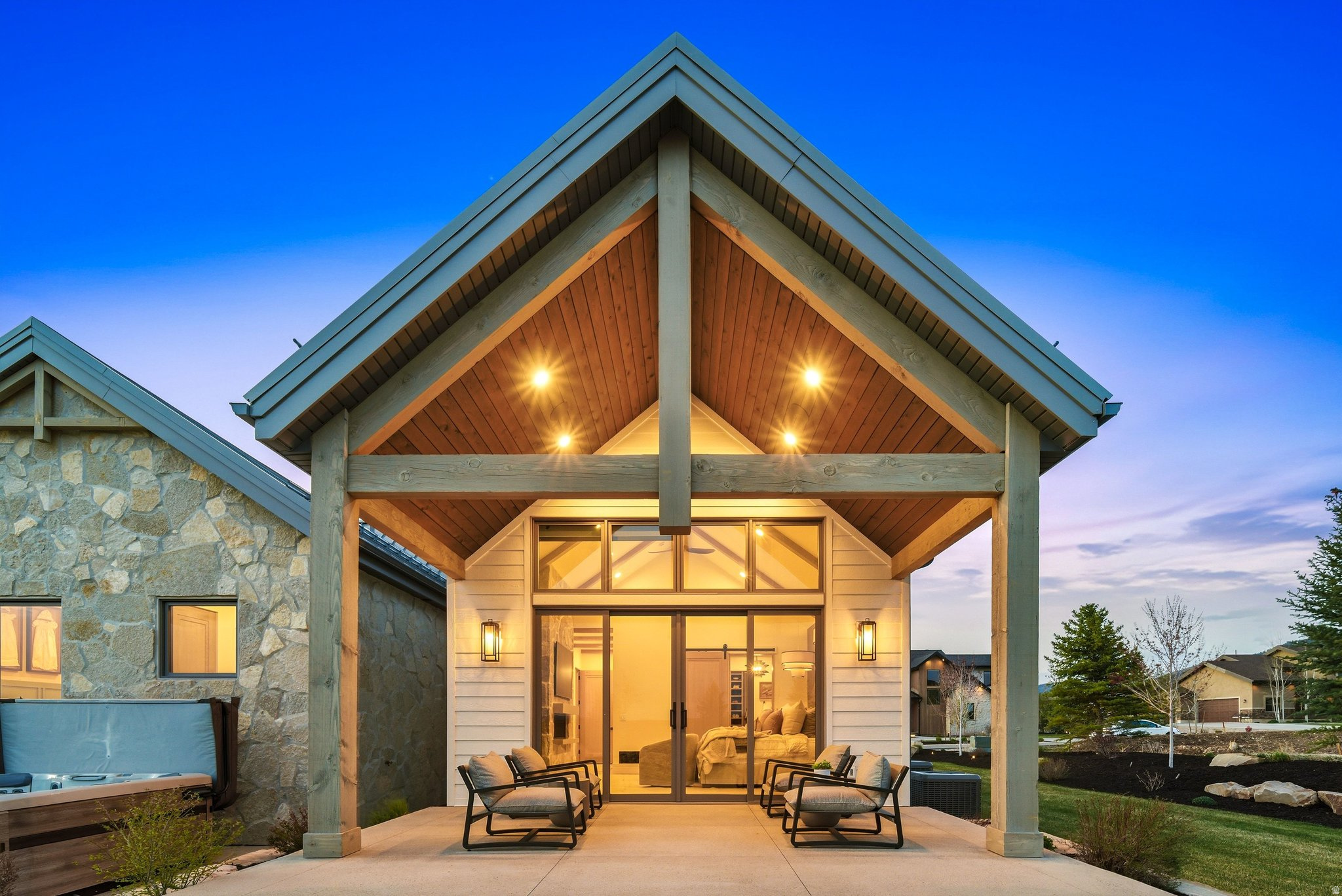 main property photo 90