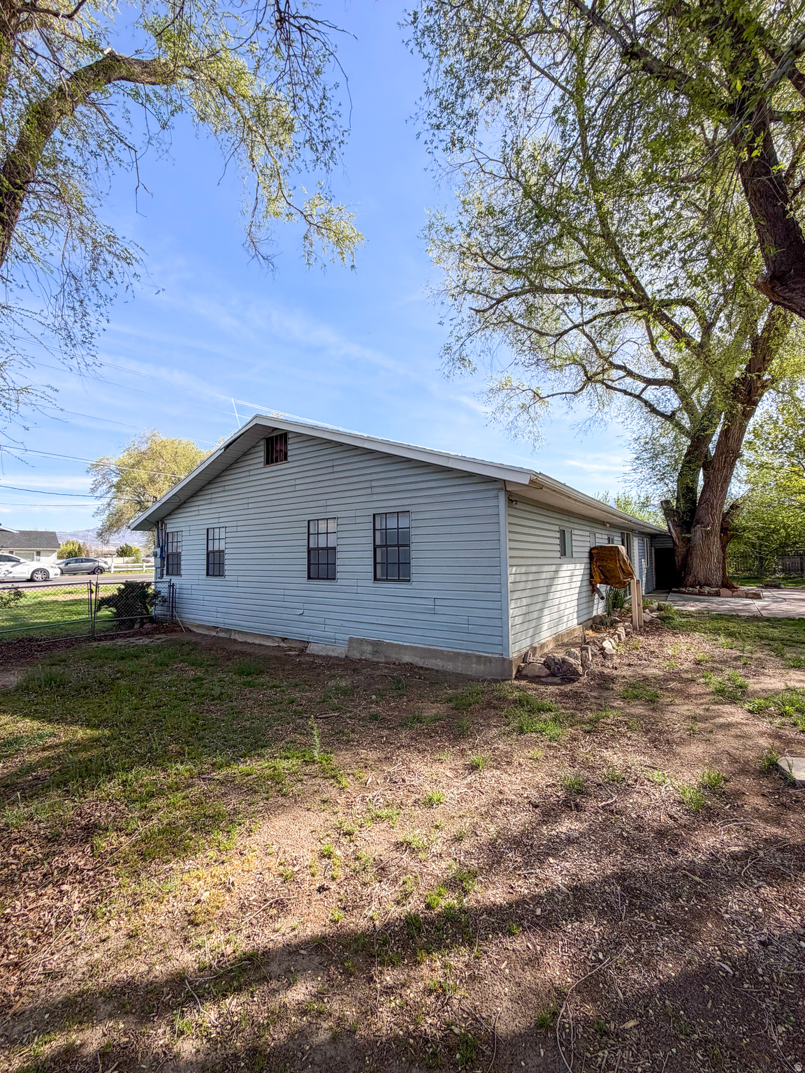 main property photo 29