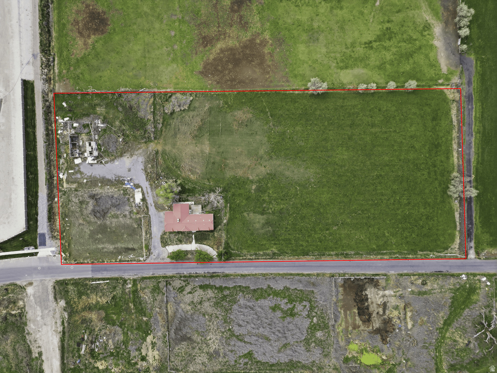 main property photo 9