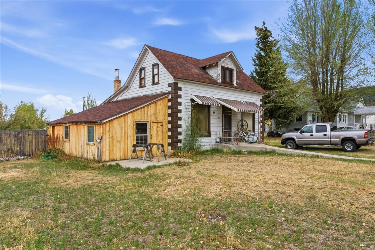 main property photo 2