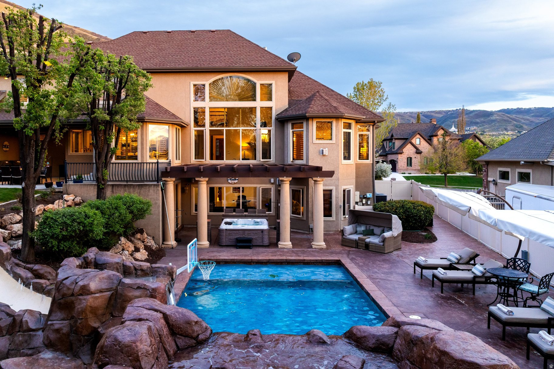 main property photo 60