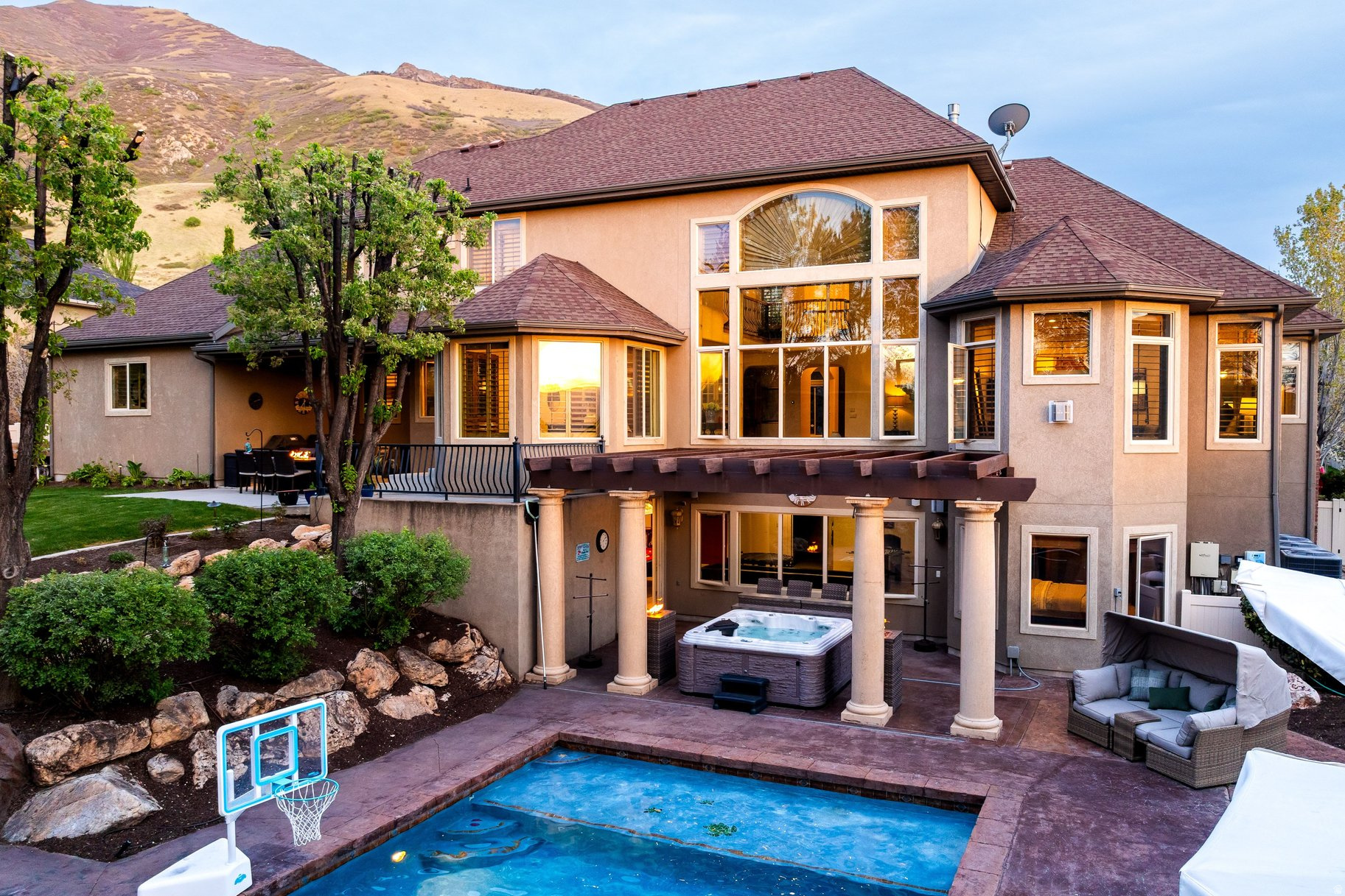 main property photo 61