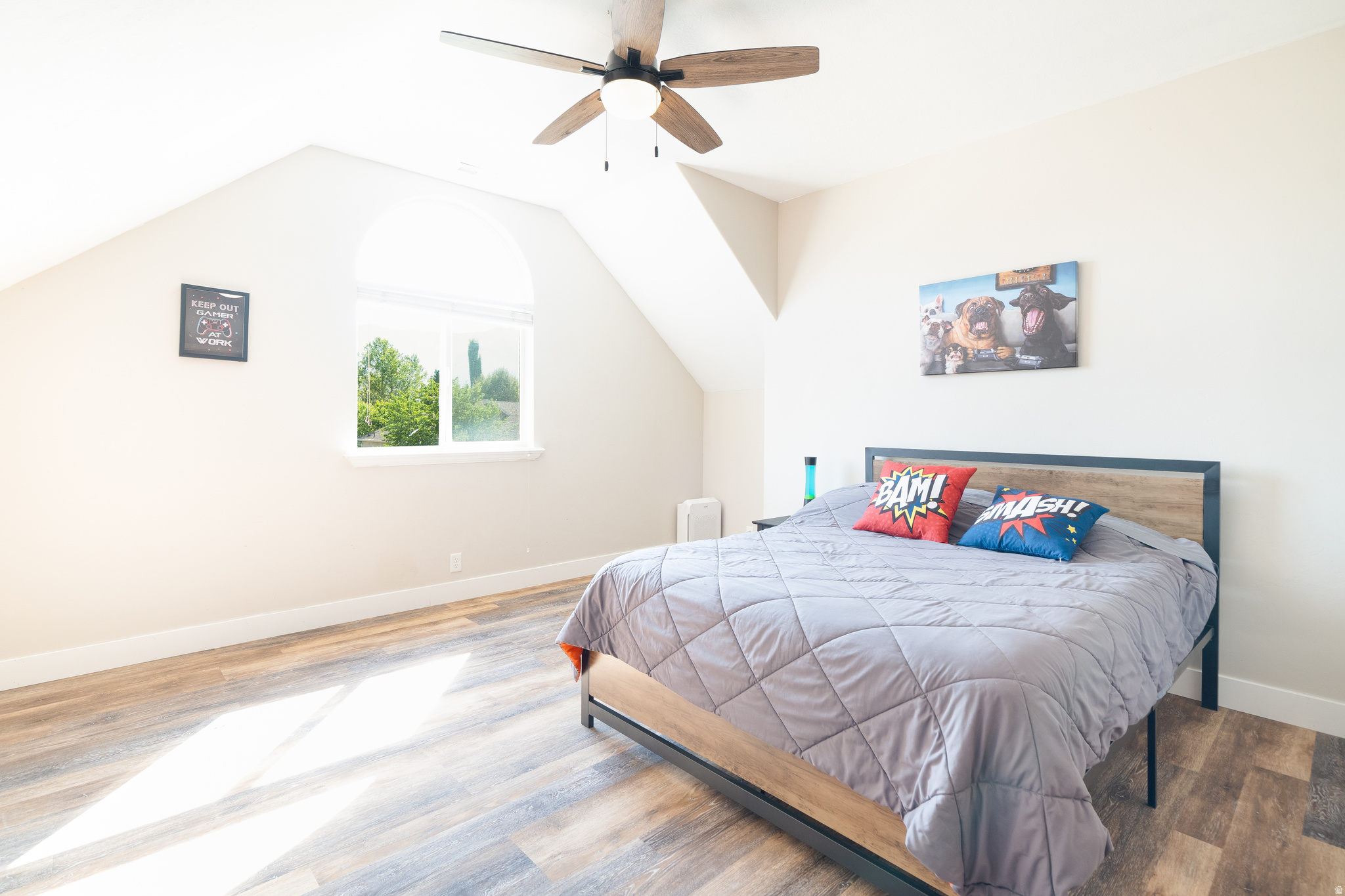 main property photo 25
