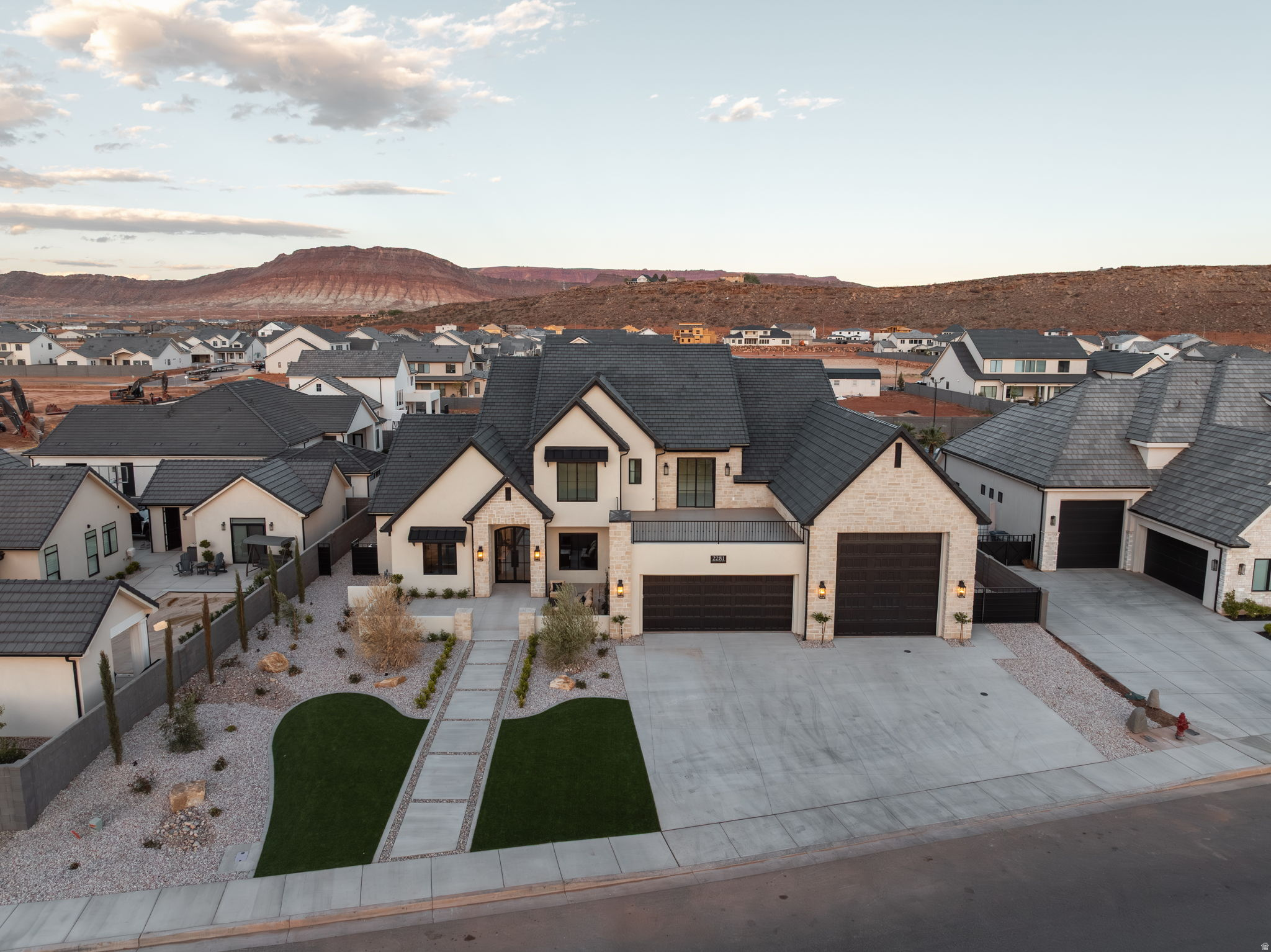 main property photo 3