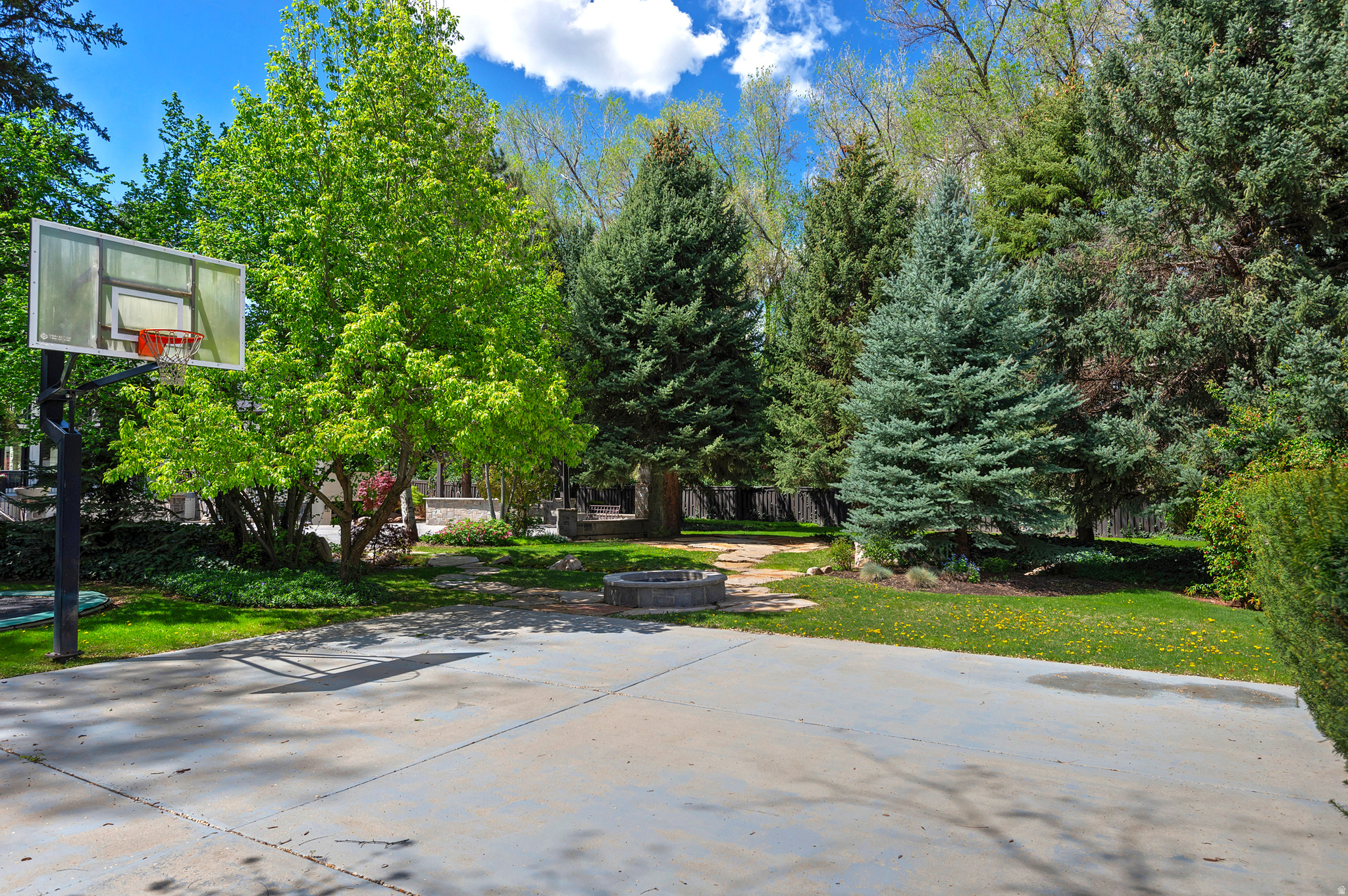 main property photo 49