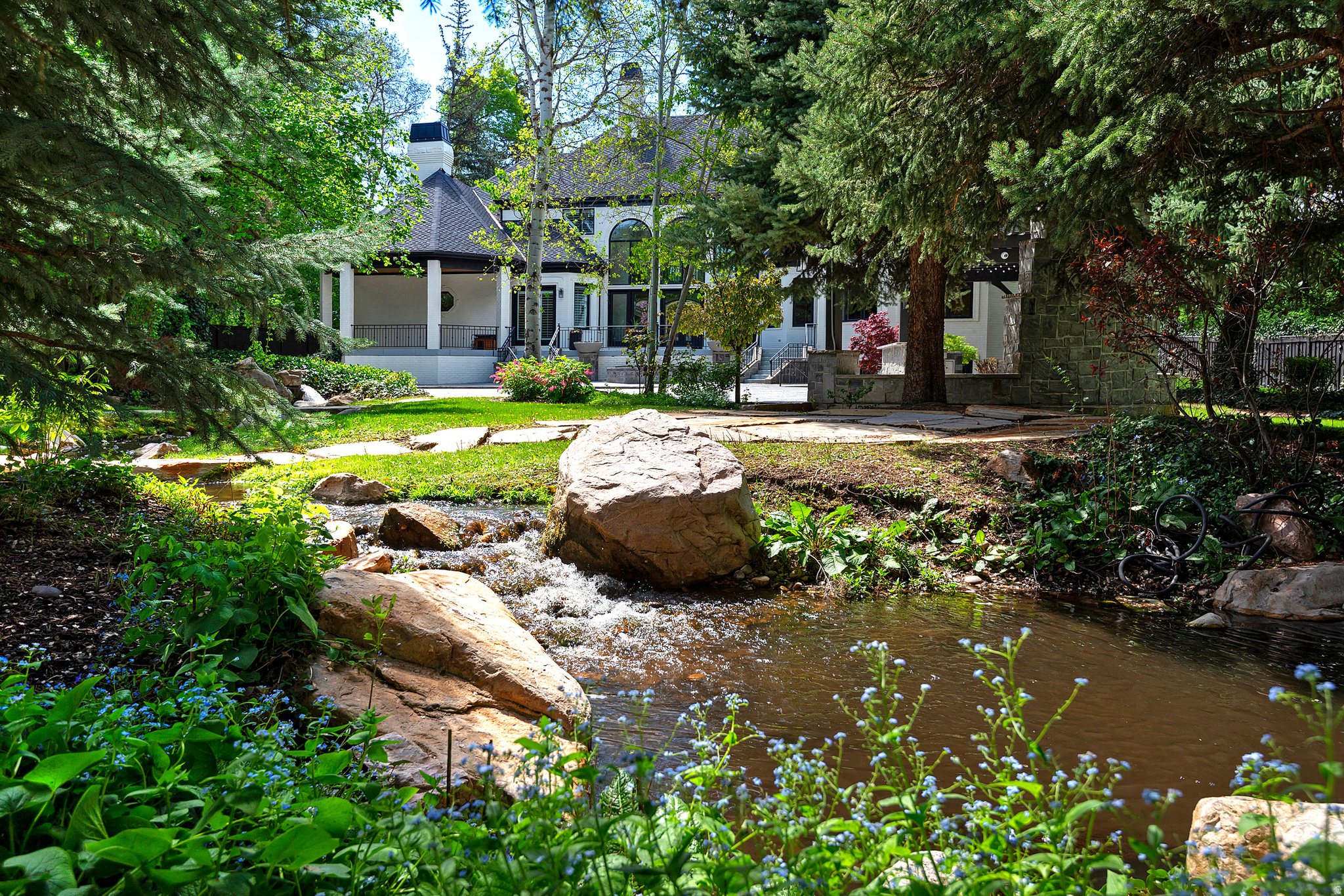 main property photo 50