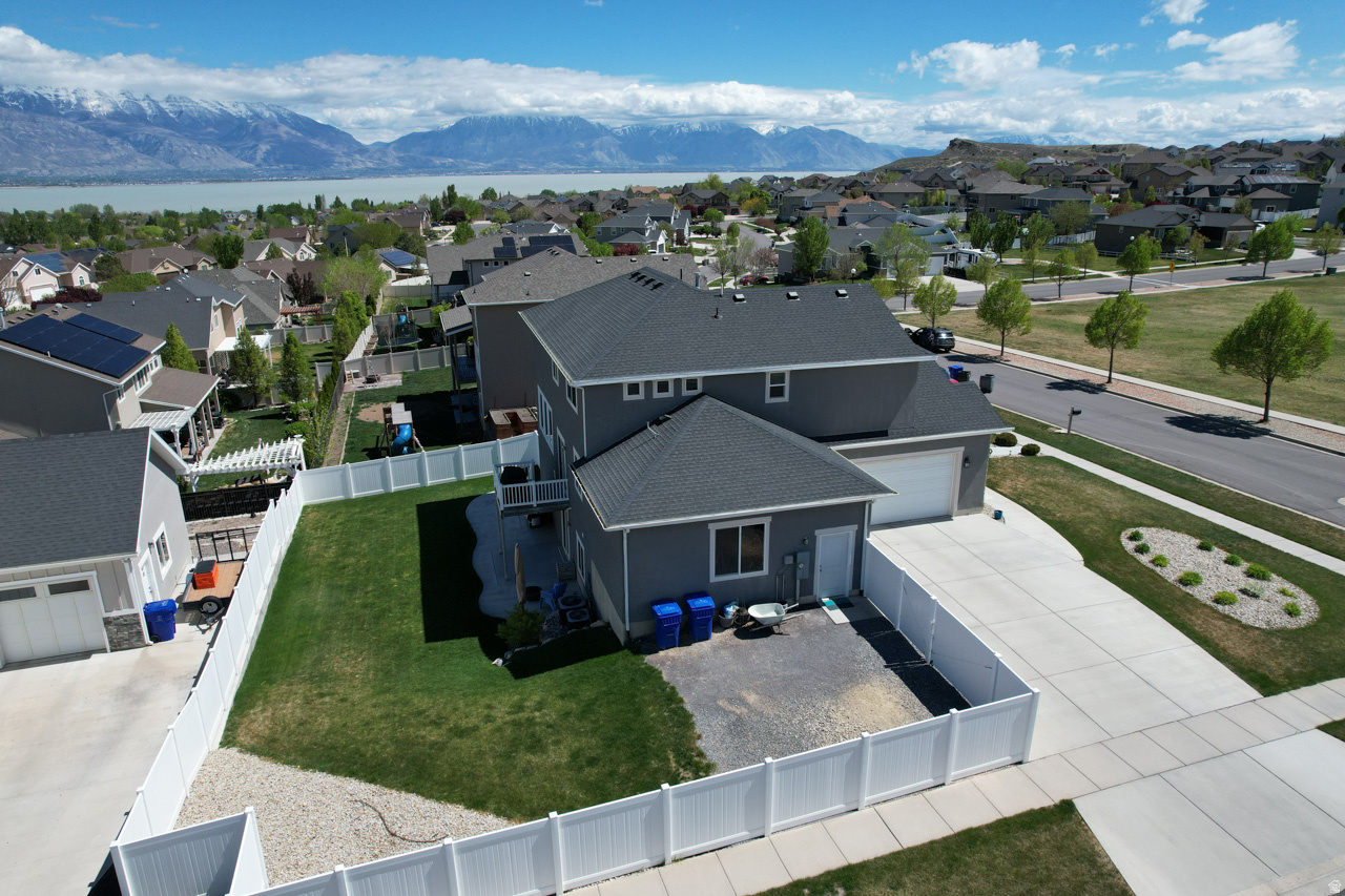 main property photo 58
