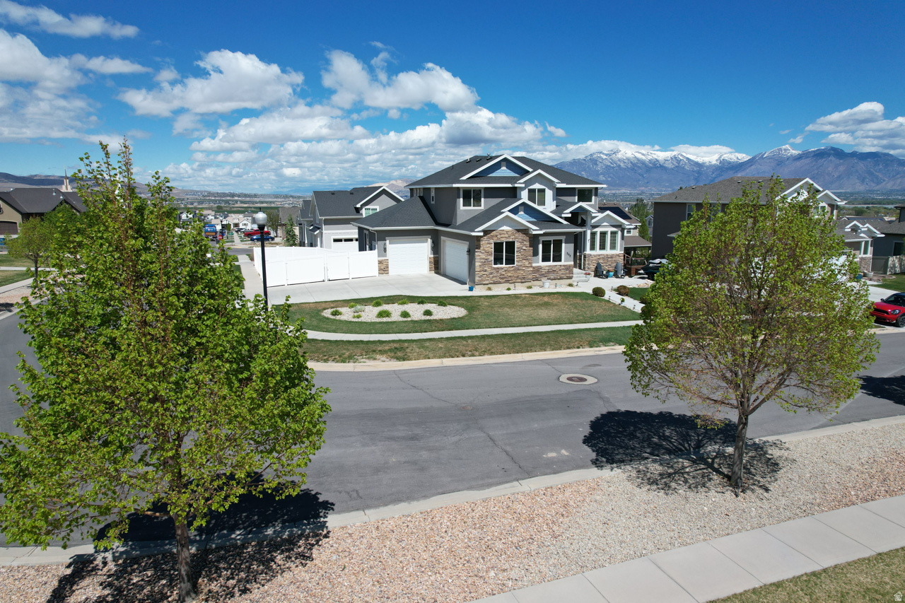 main property photo 60
