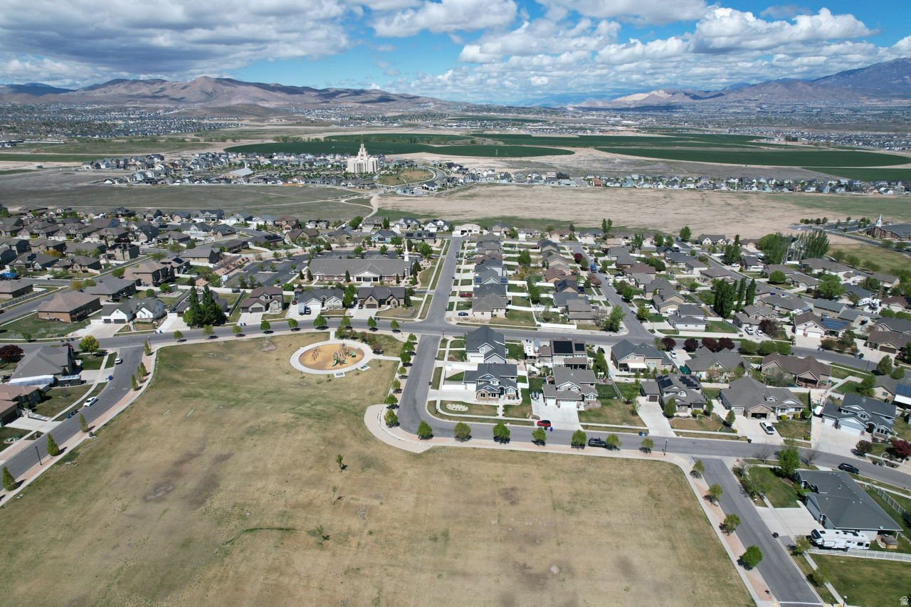 main property photo 68