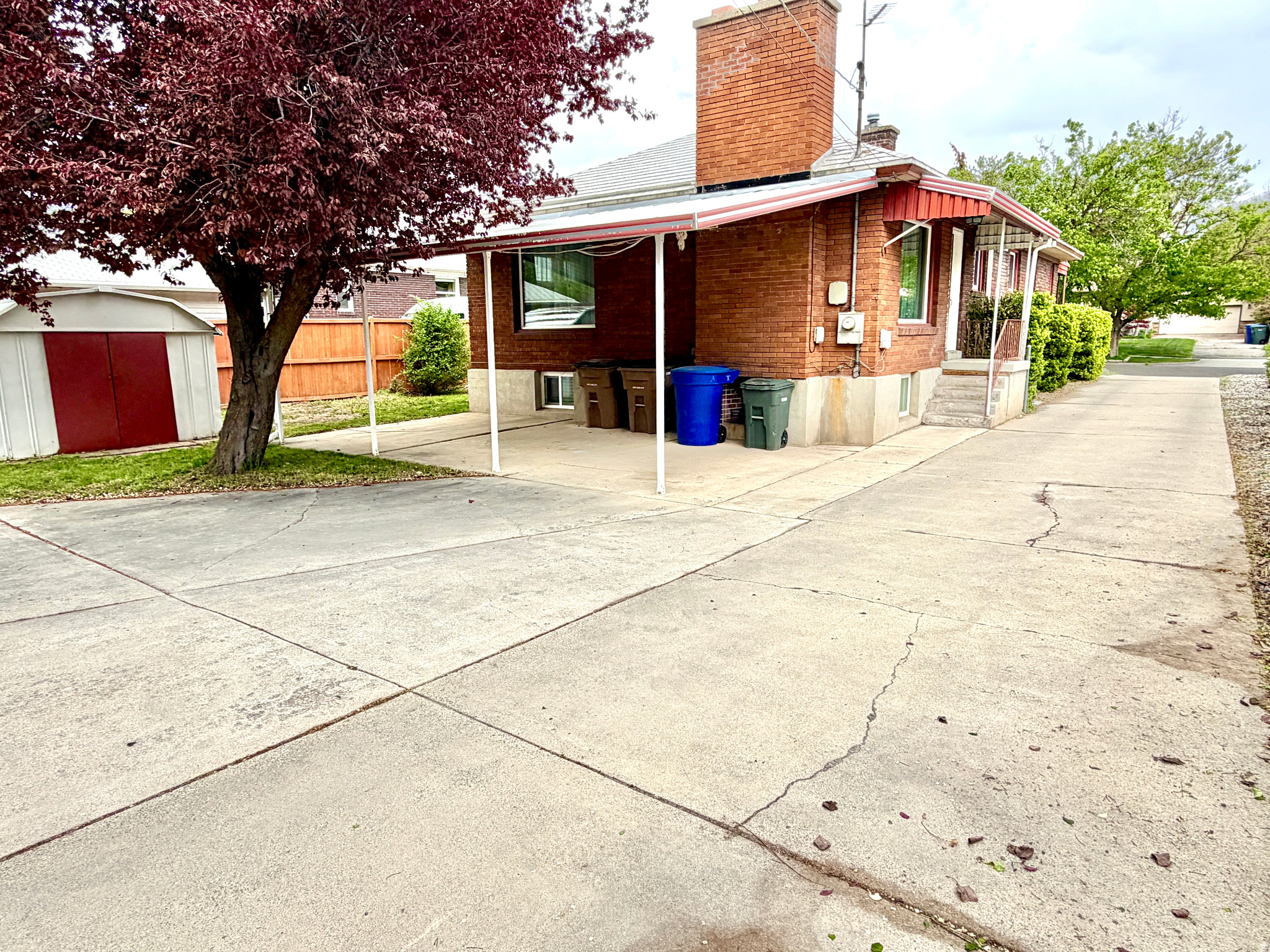 main property photo 25