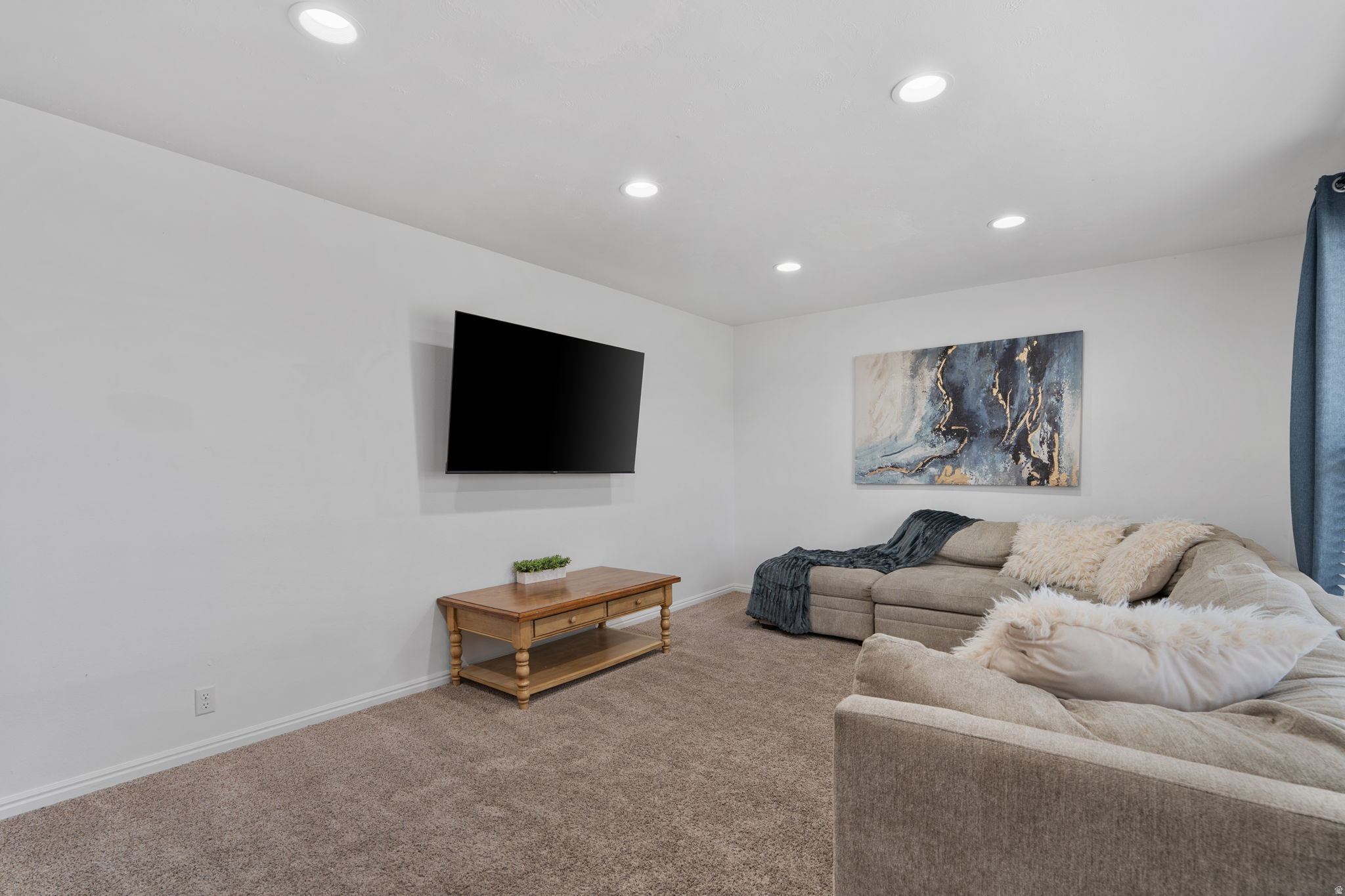main property photo 68