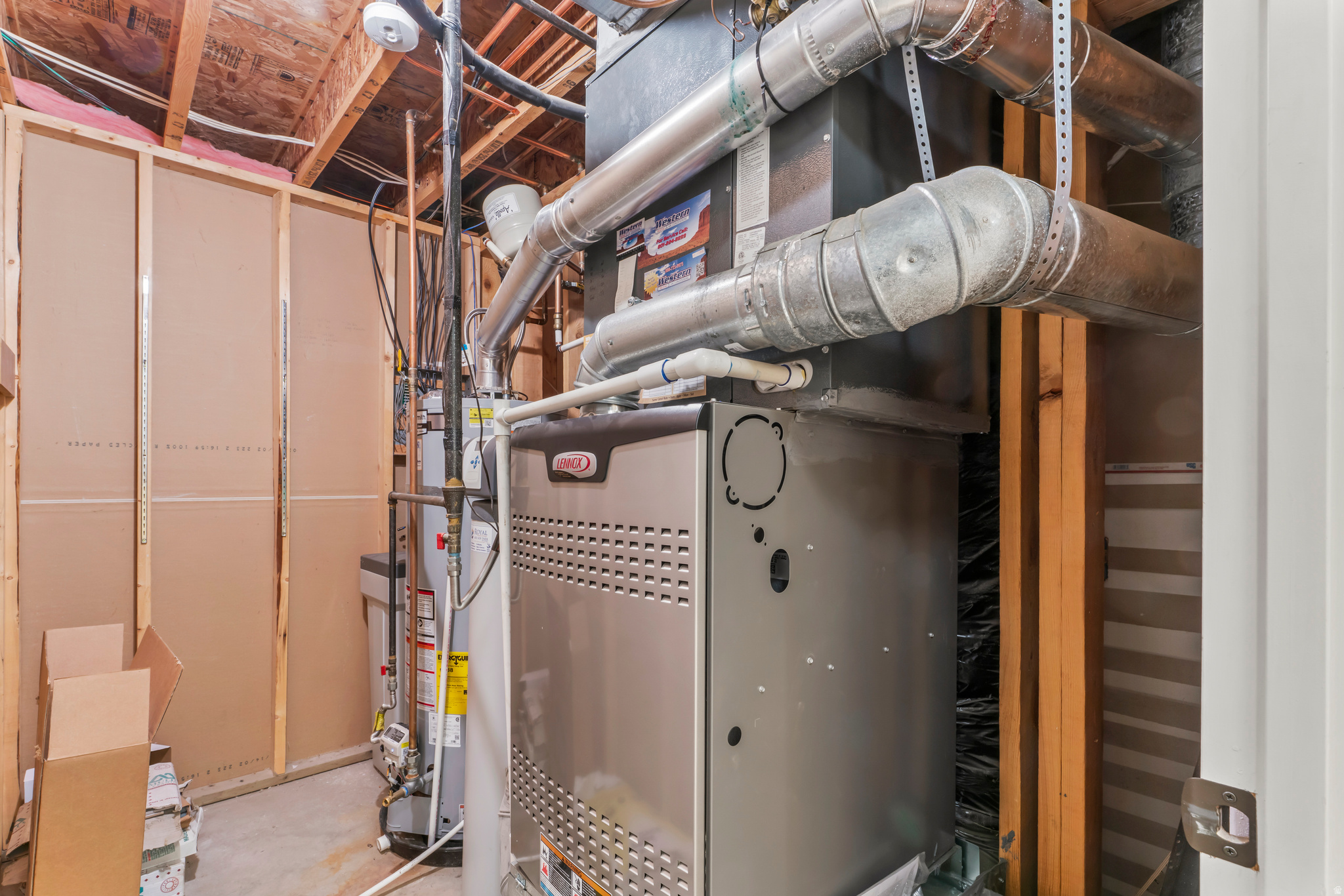 main property photo 37