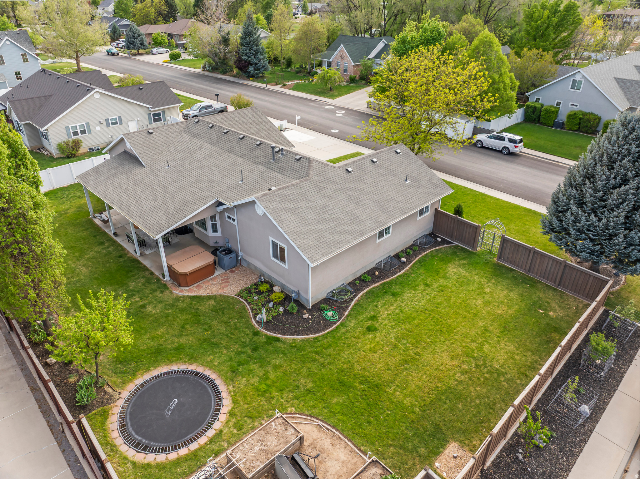 main property photo 49