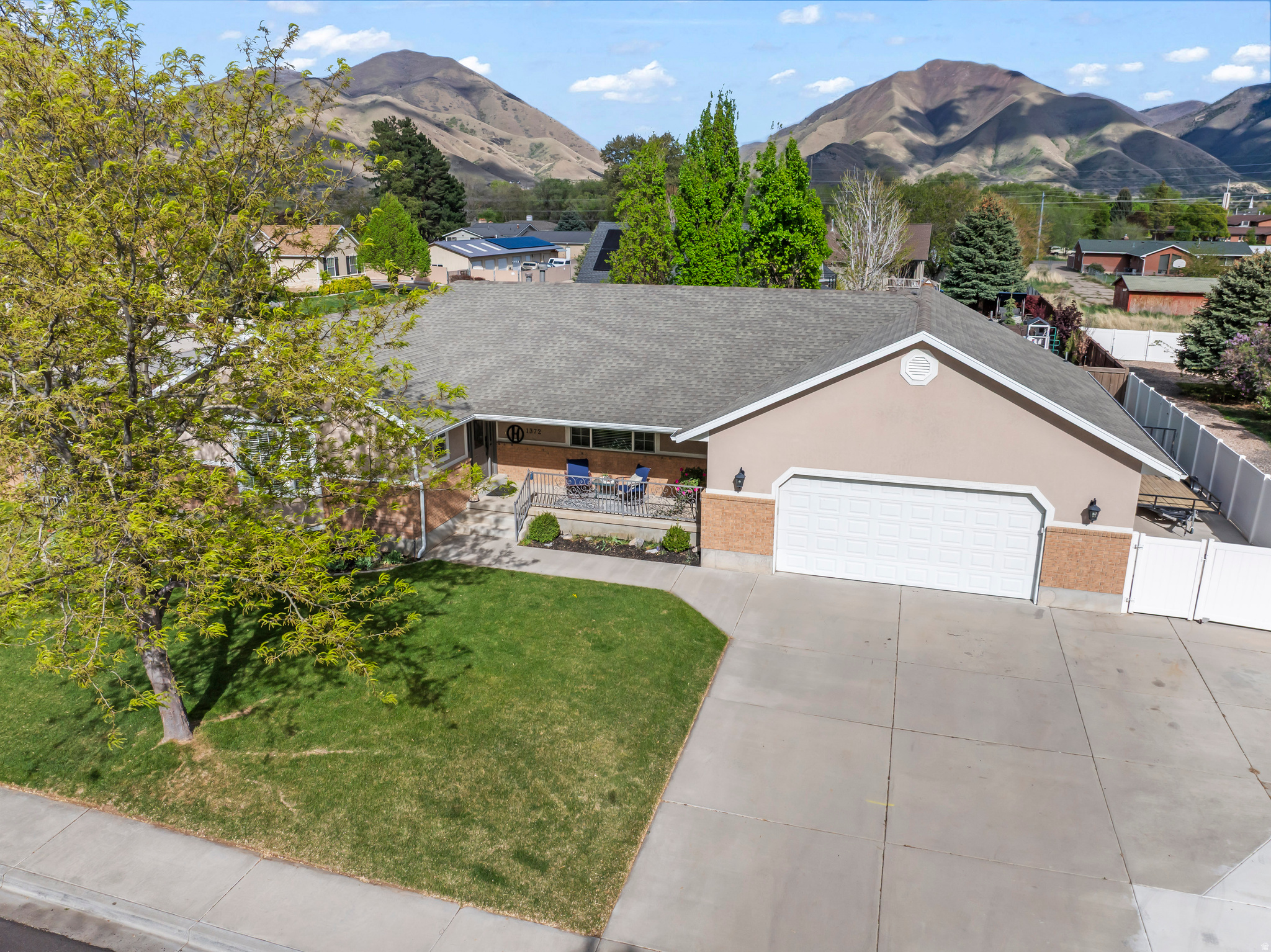 main property photo 54
