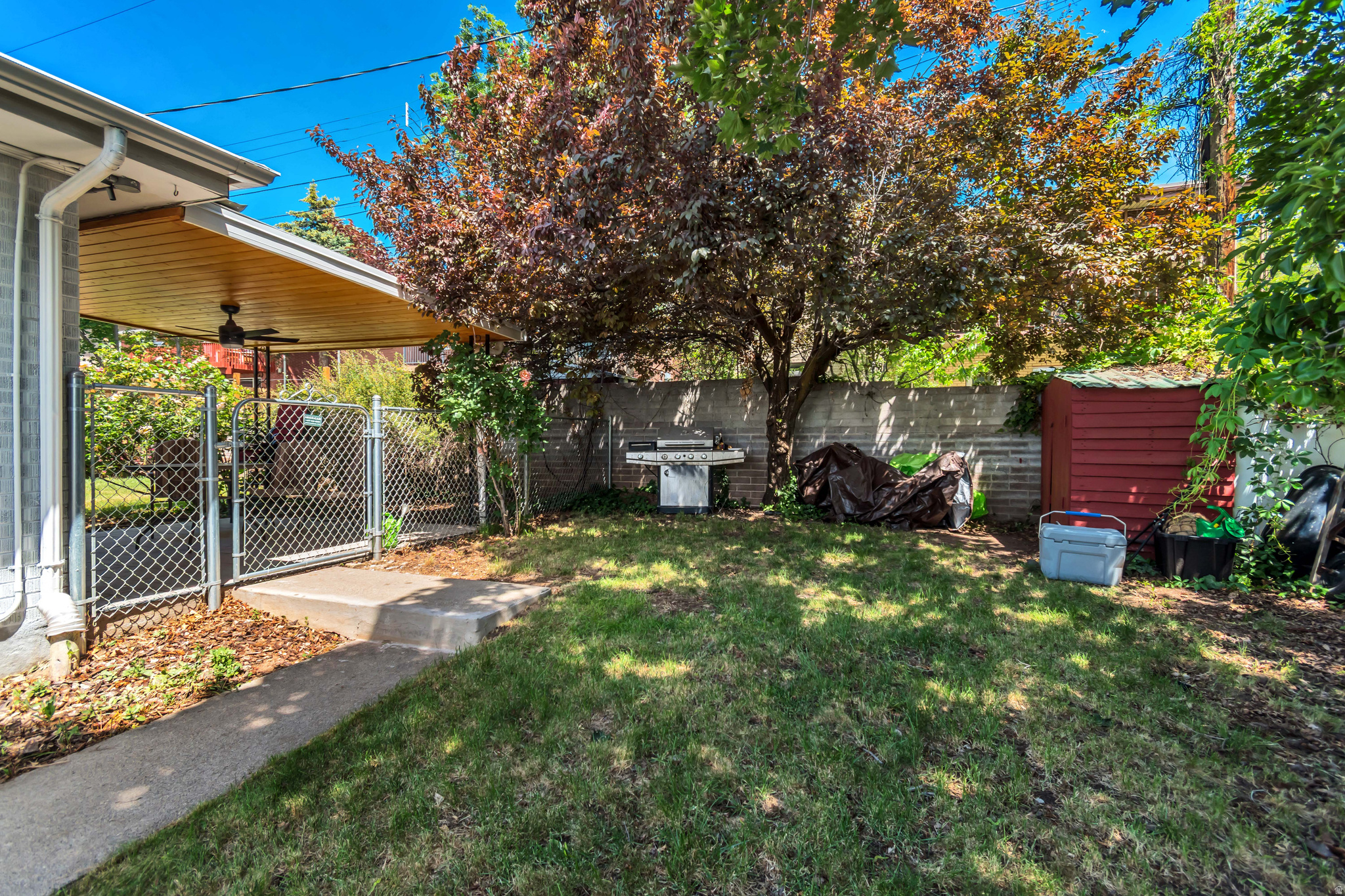 main property photo 31