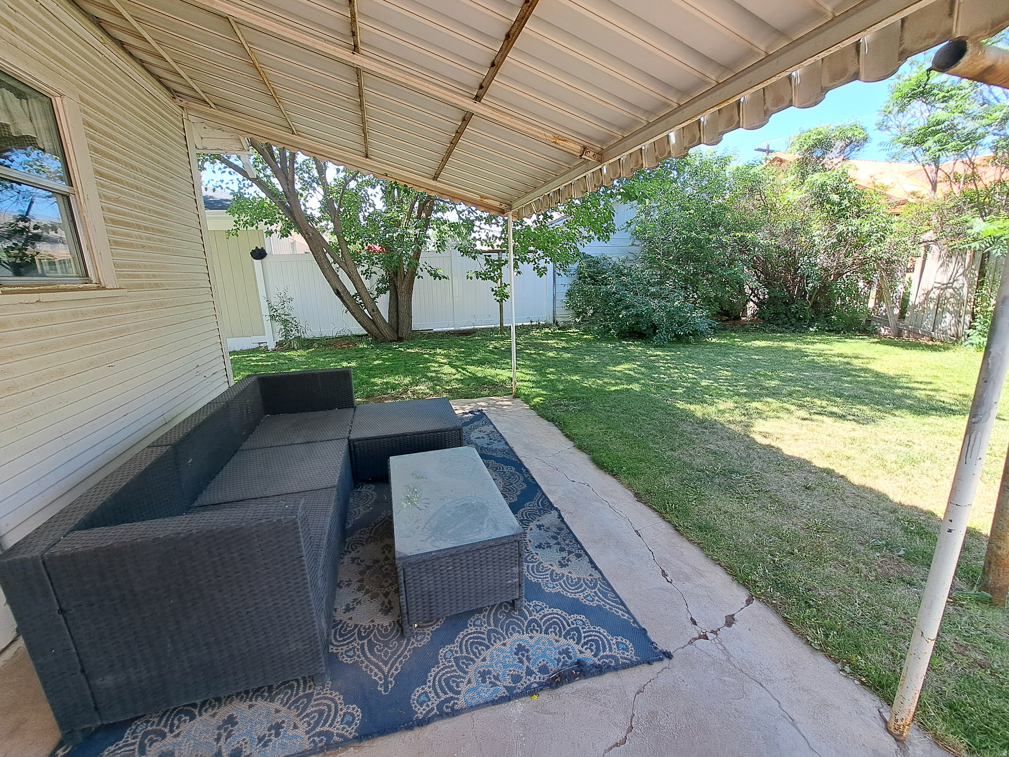 main property photo 45