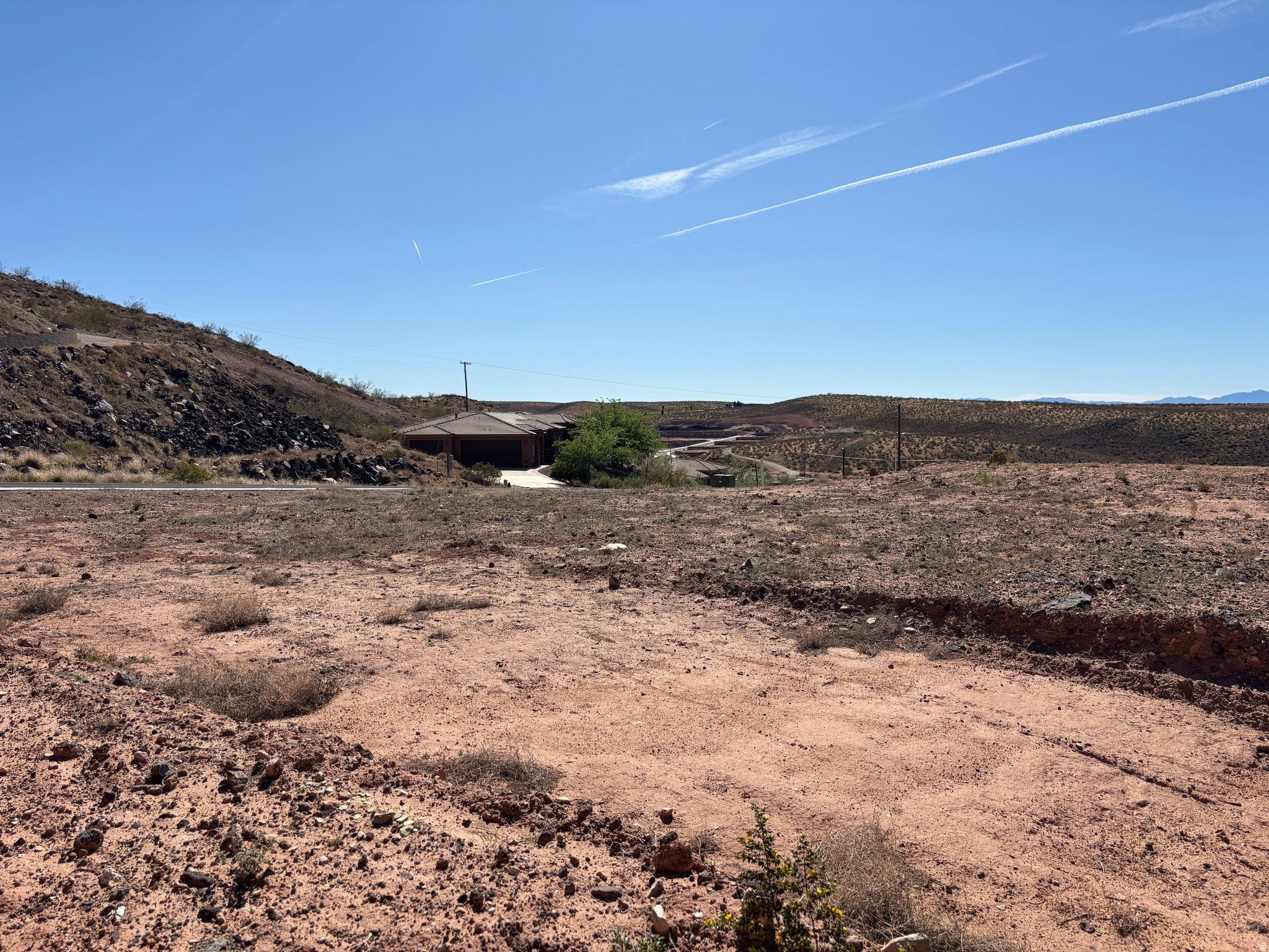 main property photo 16