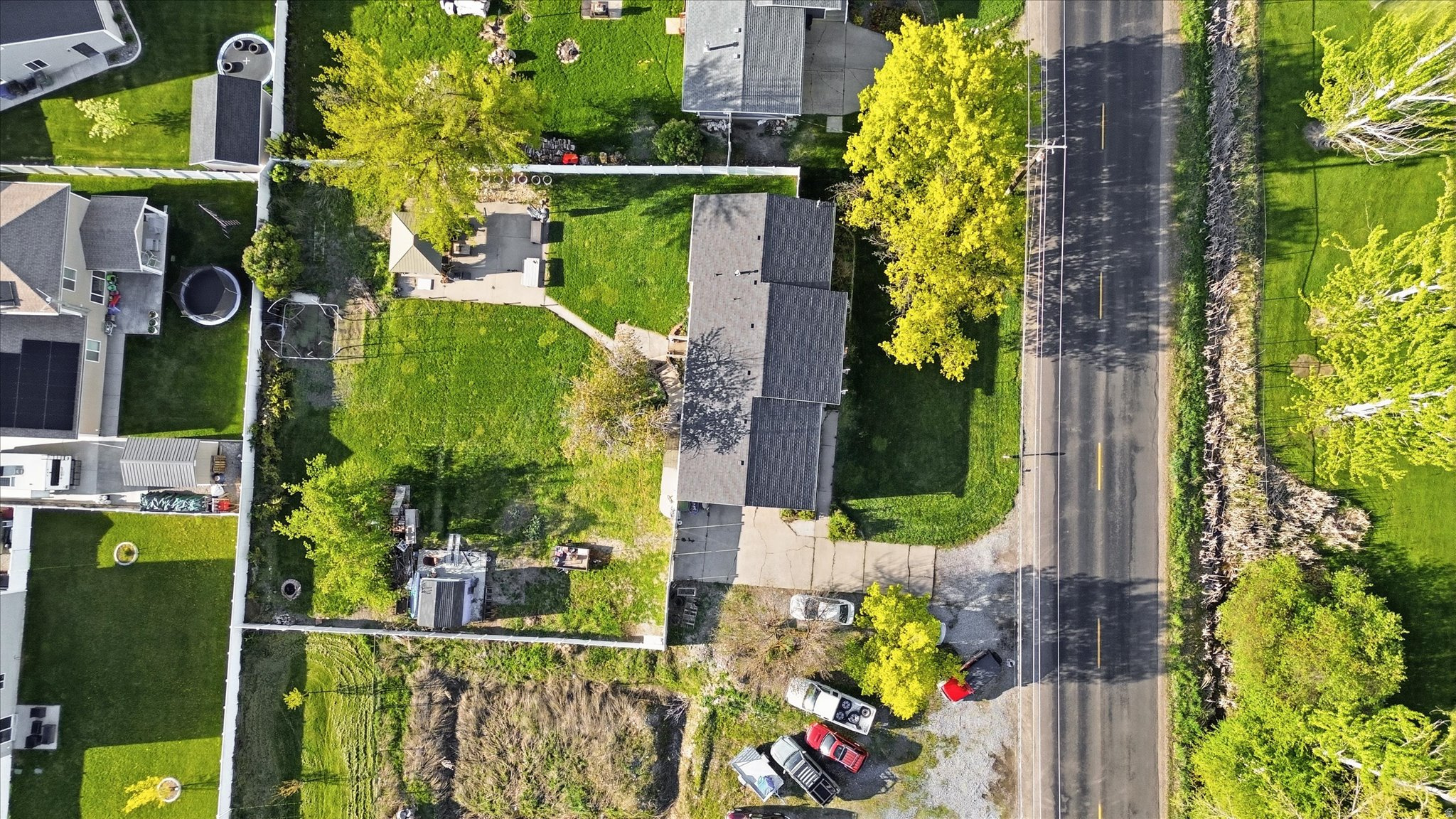 main property photo 25