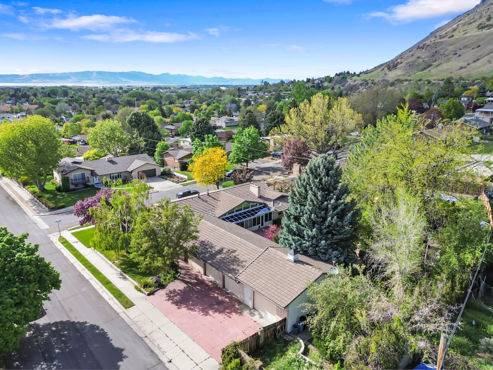 main property photo 47